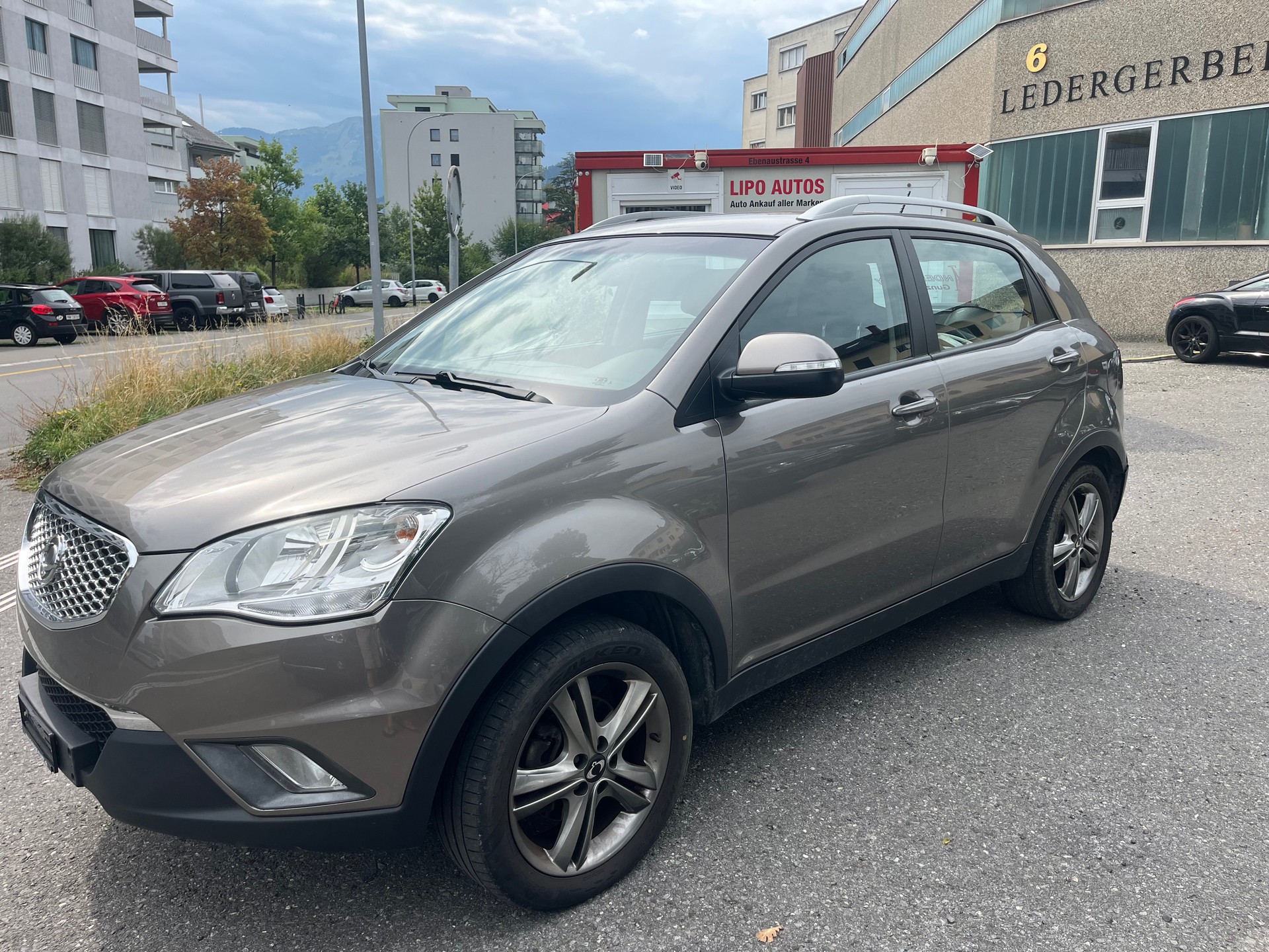 KGM-SsangYong Korando 2.0 e-XDI Sapphire 4WD-image-1