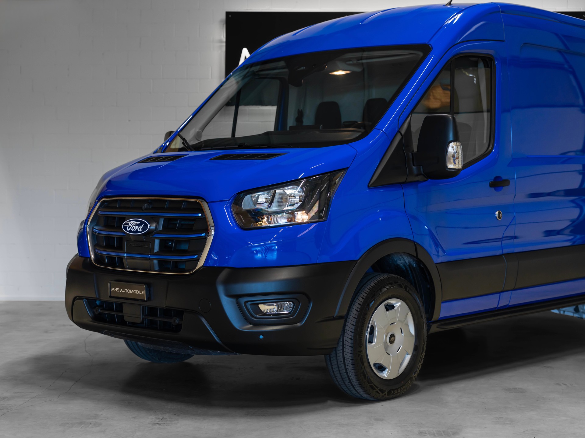 FORD E-Transit Van 350 L2 Basis RWD 68kWh-image-16