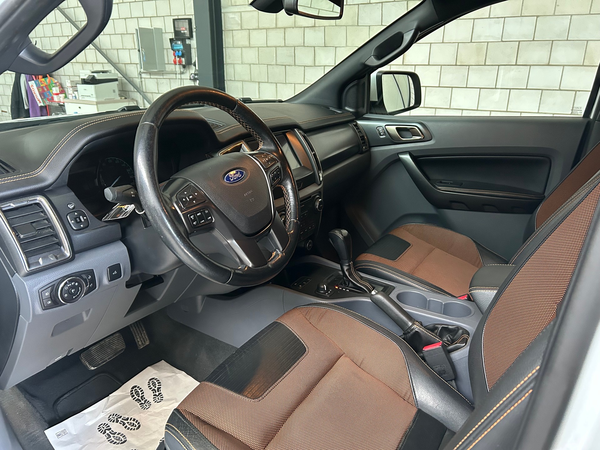 FORD Ranger Wildtrak 3.2 TDCi 4x4 A-image-7