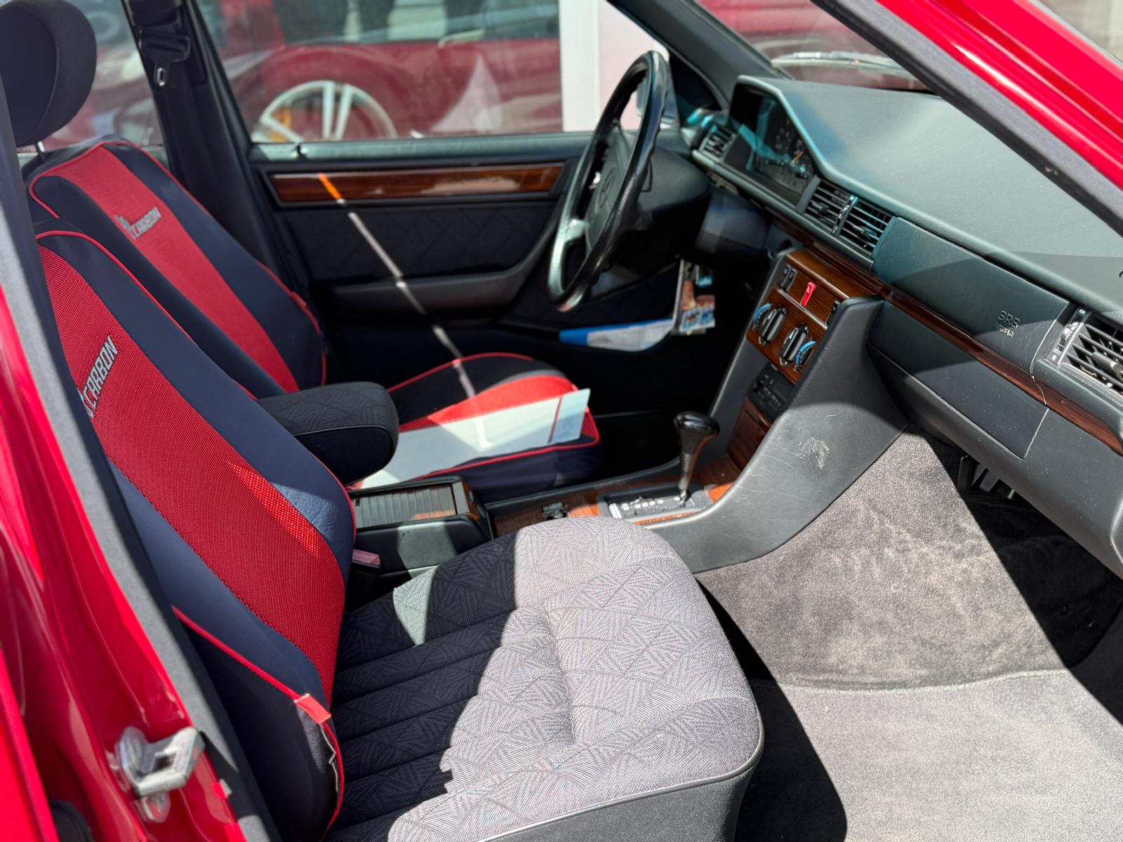 MERCEDES-BENZ E 200 Business Automatic-image-11