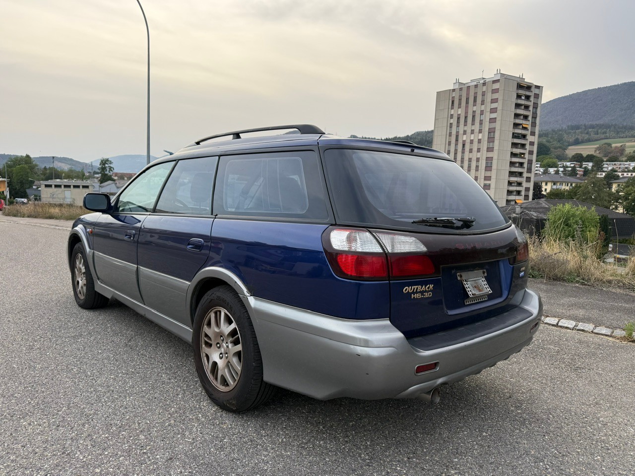 SUBARU Outback H6 3.0 Silver Esprit-image-4