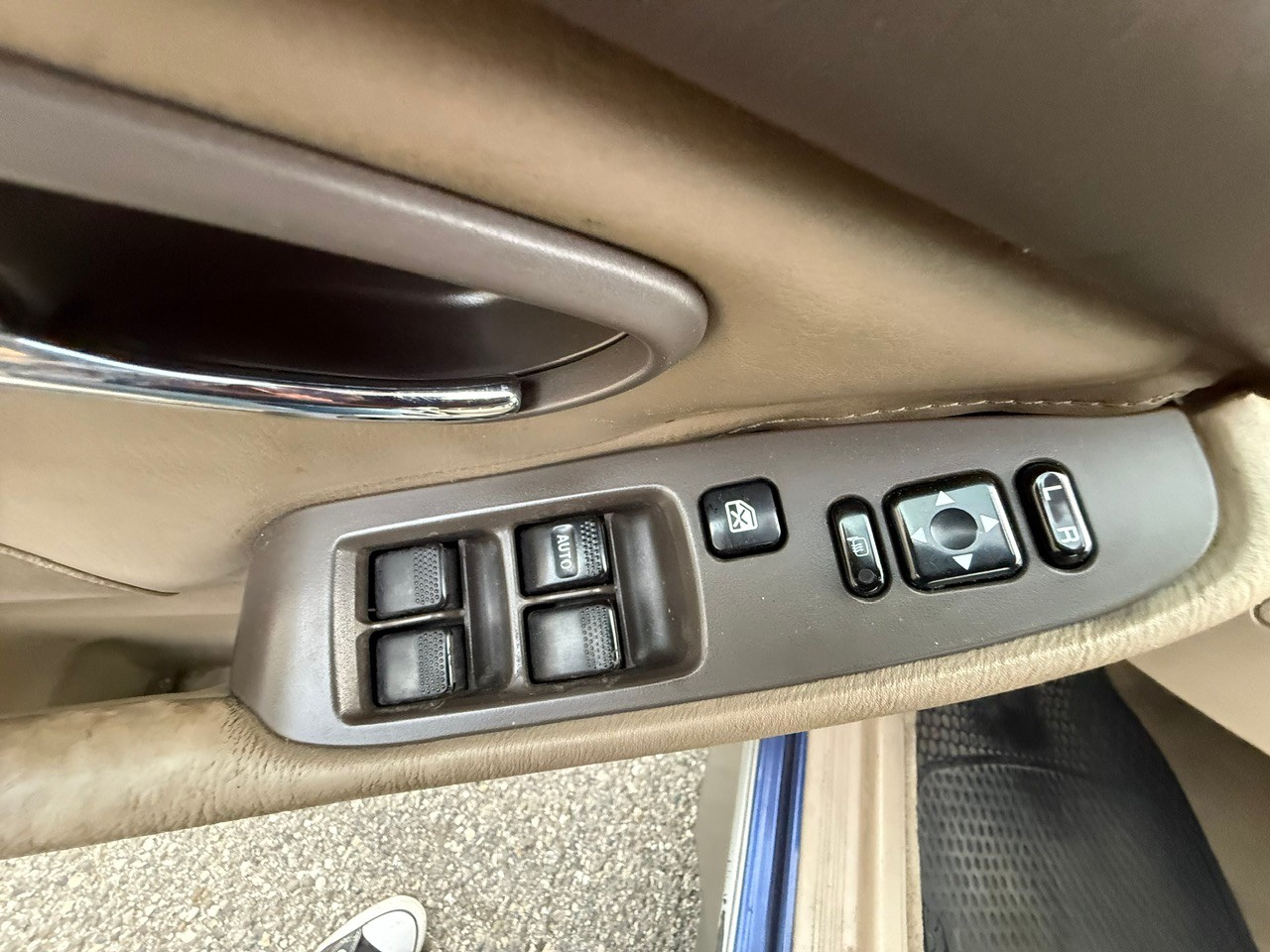 SUBARU Outback H6 3.0 Silver Esprit-image-12
