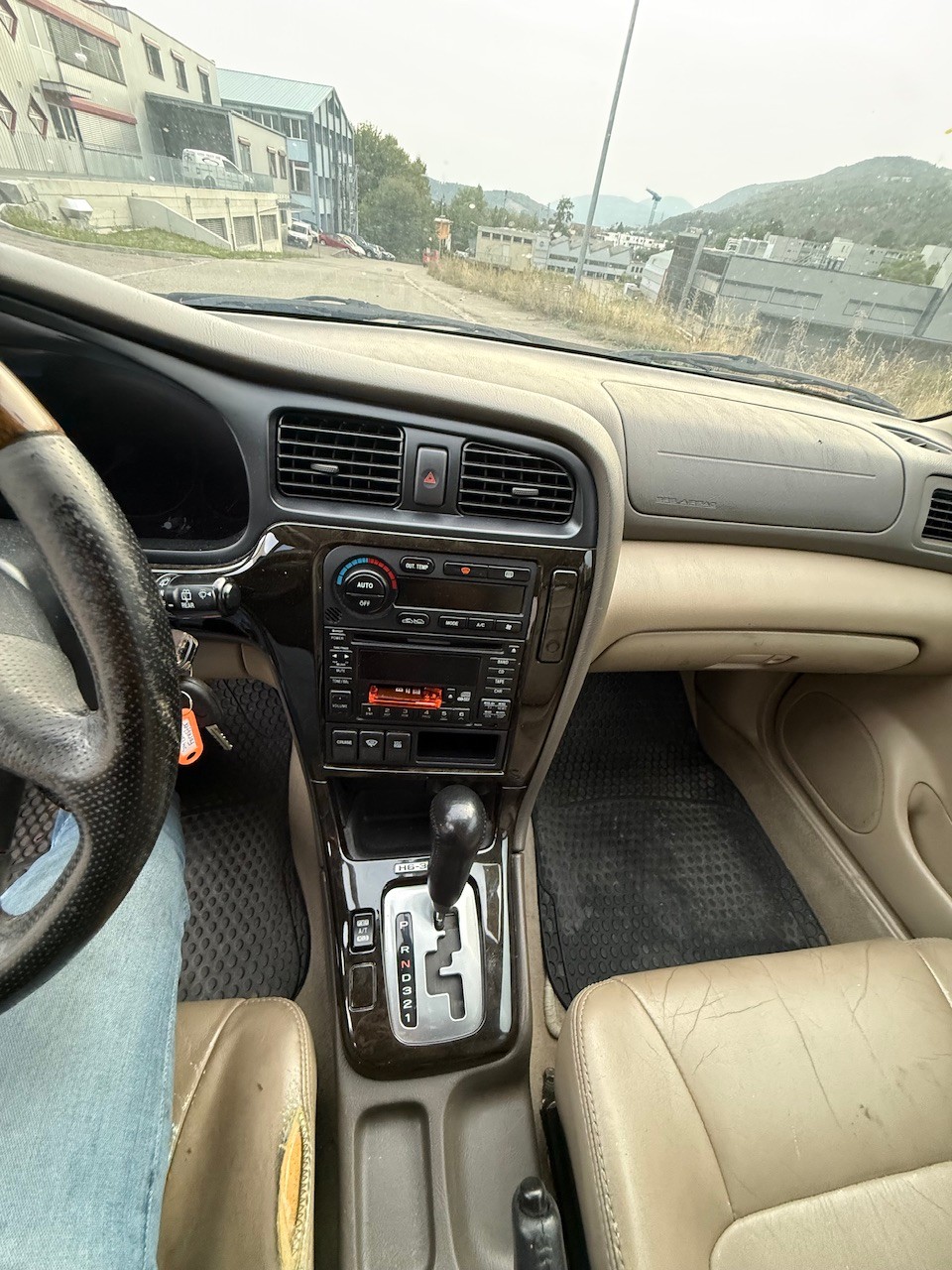 SUBARU Outback H6 3.0 Silver Esprit-image-14
