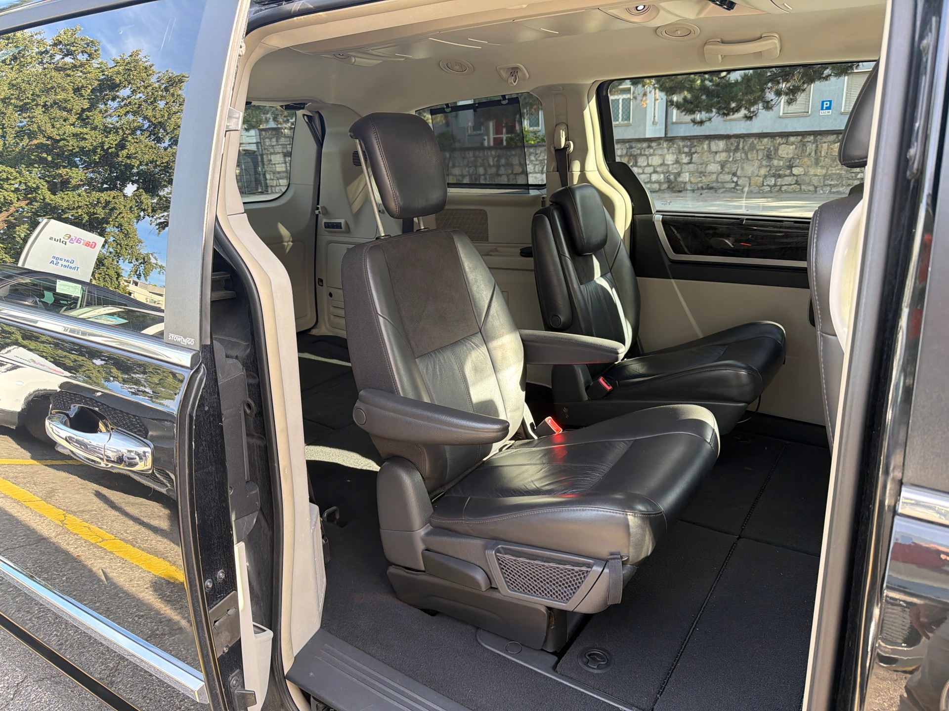 CHRYSLER Grand Voyager 3.8 Limited Automatic-image-13