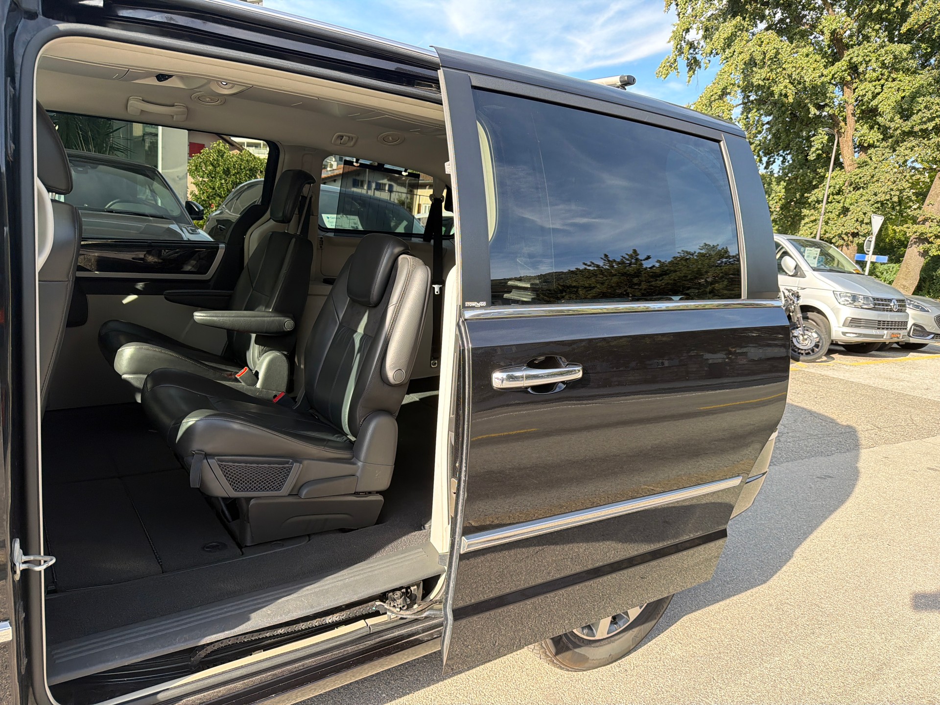 CHRYSLER Grand Voyager 3.8 Limited Automatic-image-10
