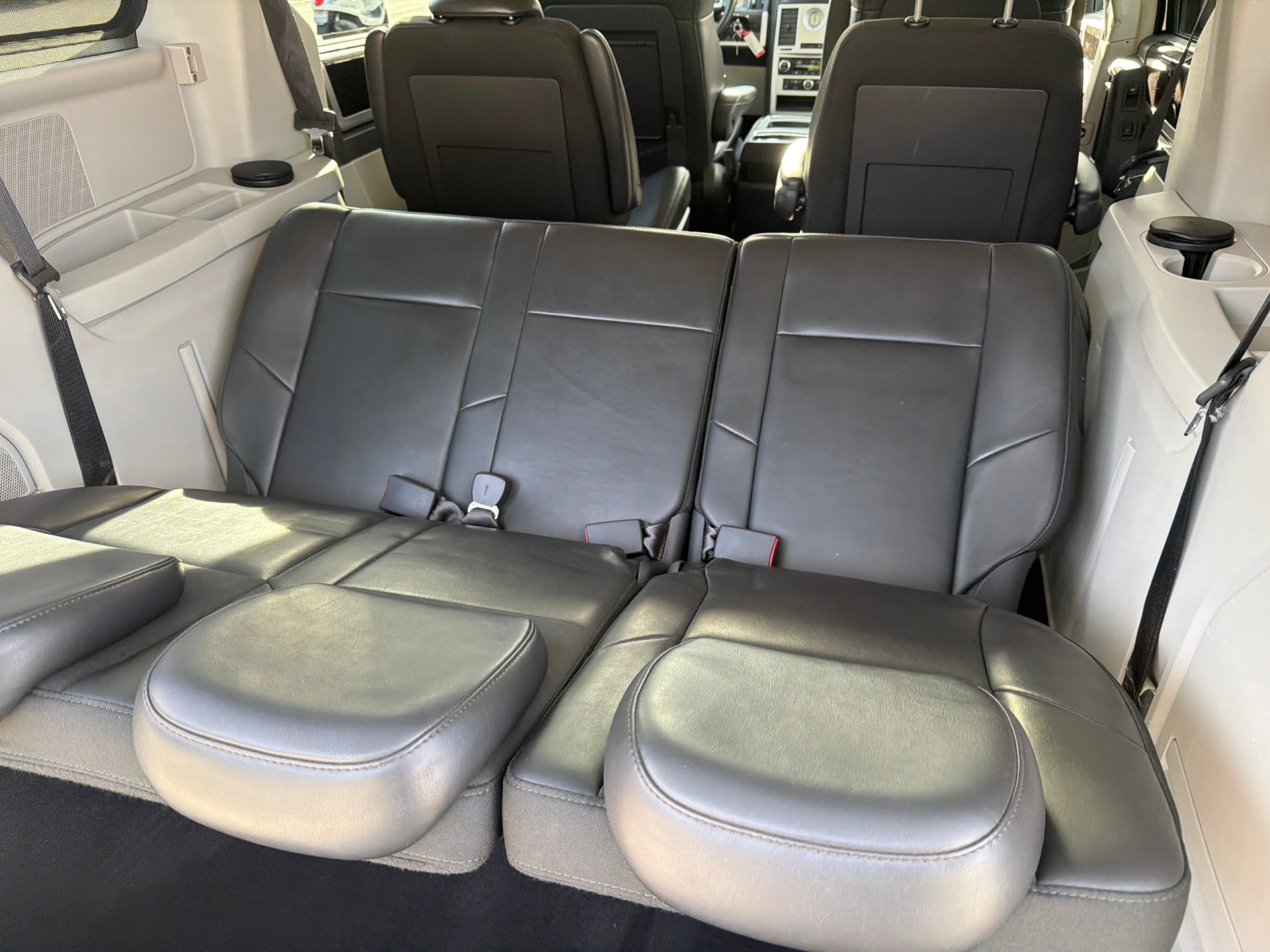 CHRYSLER Grand Voyager 3.8 Limited Automatic-image-16