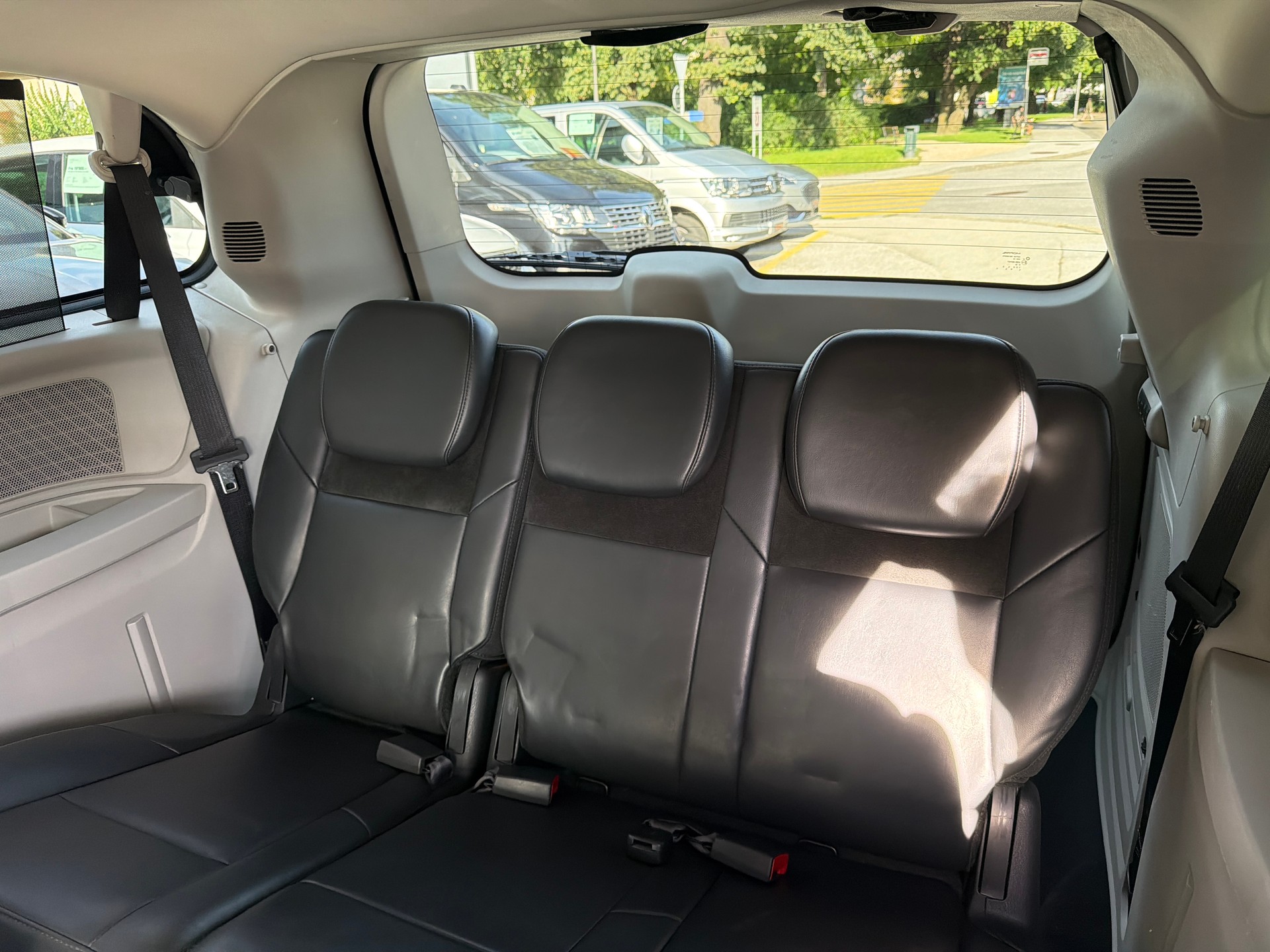 CHRYSLER Grand Voyager 3.8 Limited Automatic-image-19