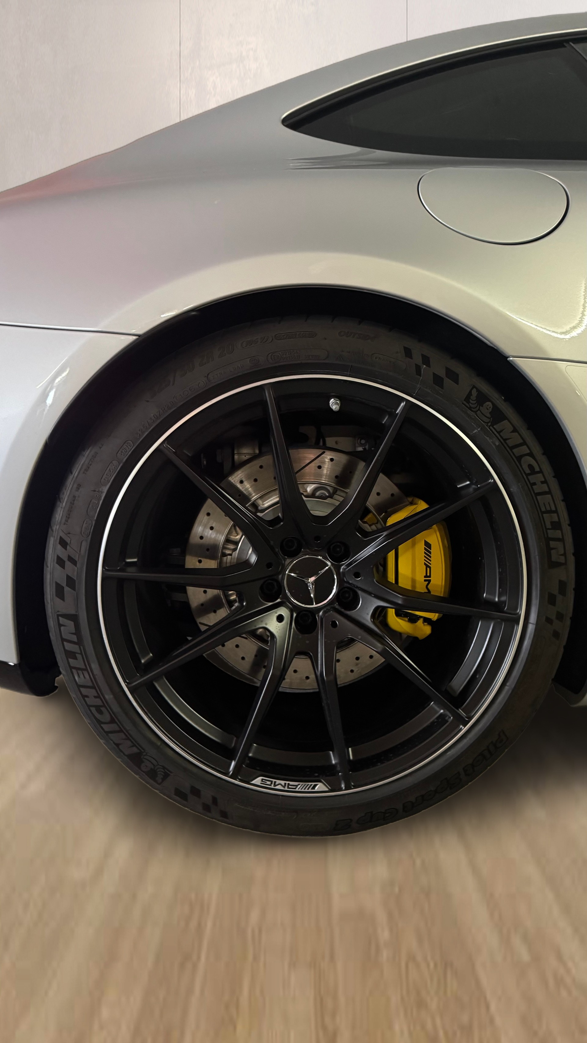 MERCEDES-BENZ AMG GT R Speedshift DCT-image-10