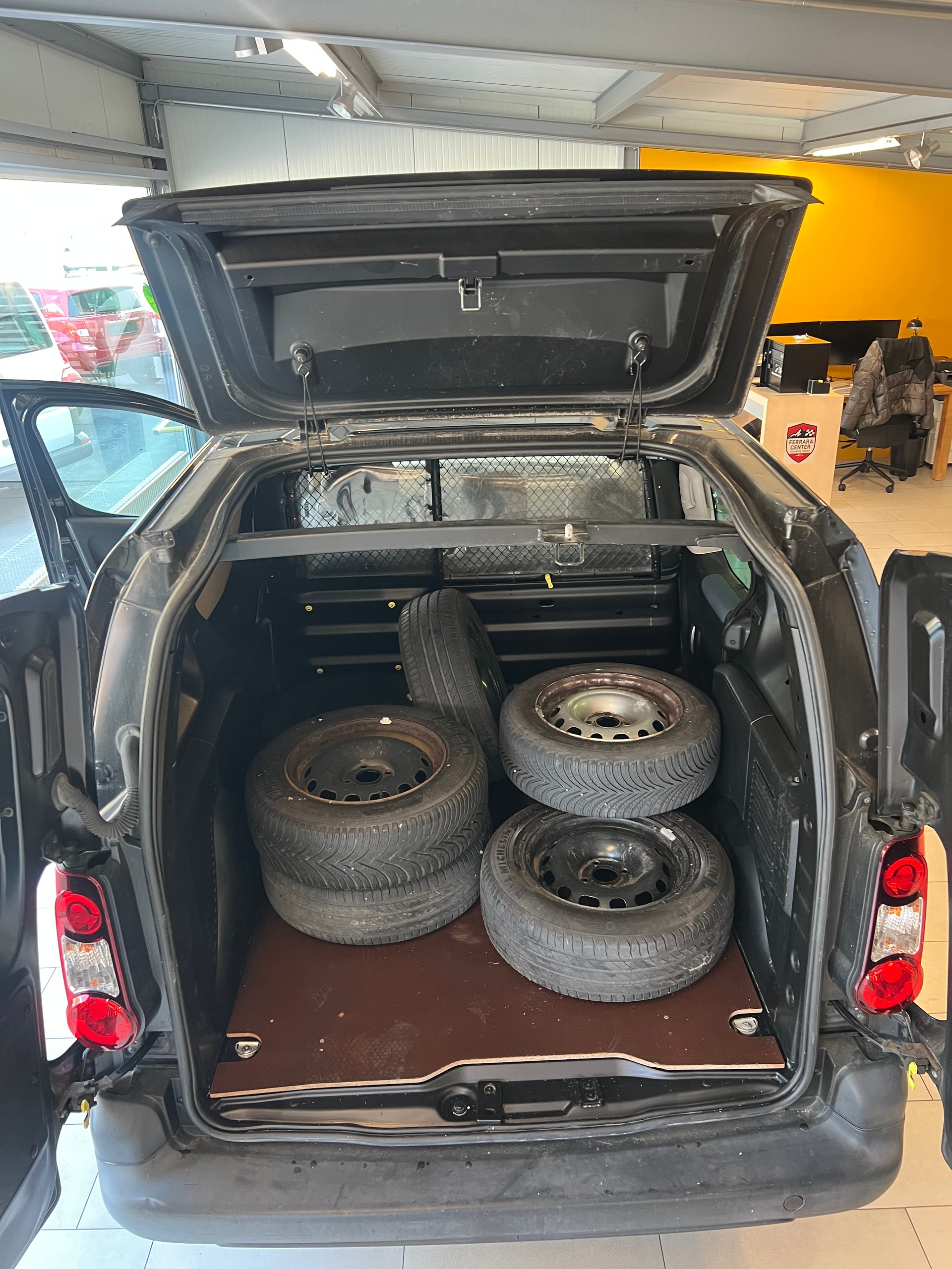 CITROEN Berlingo 1.6 HDi 600 Komfort-image-15