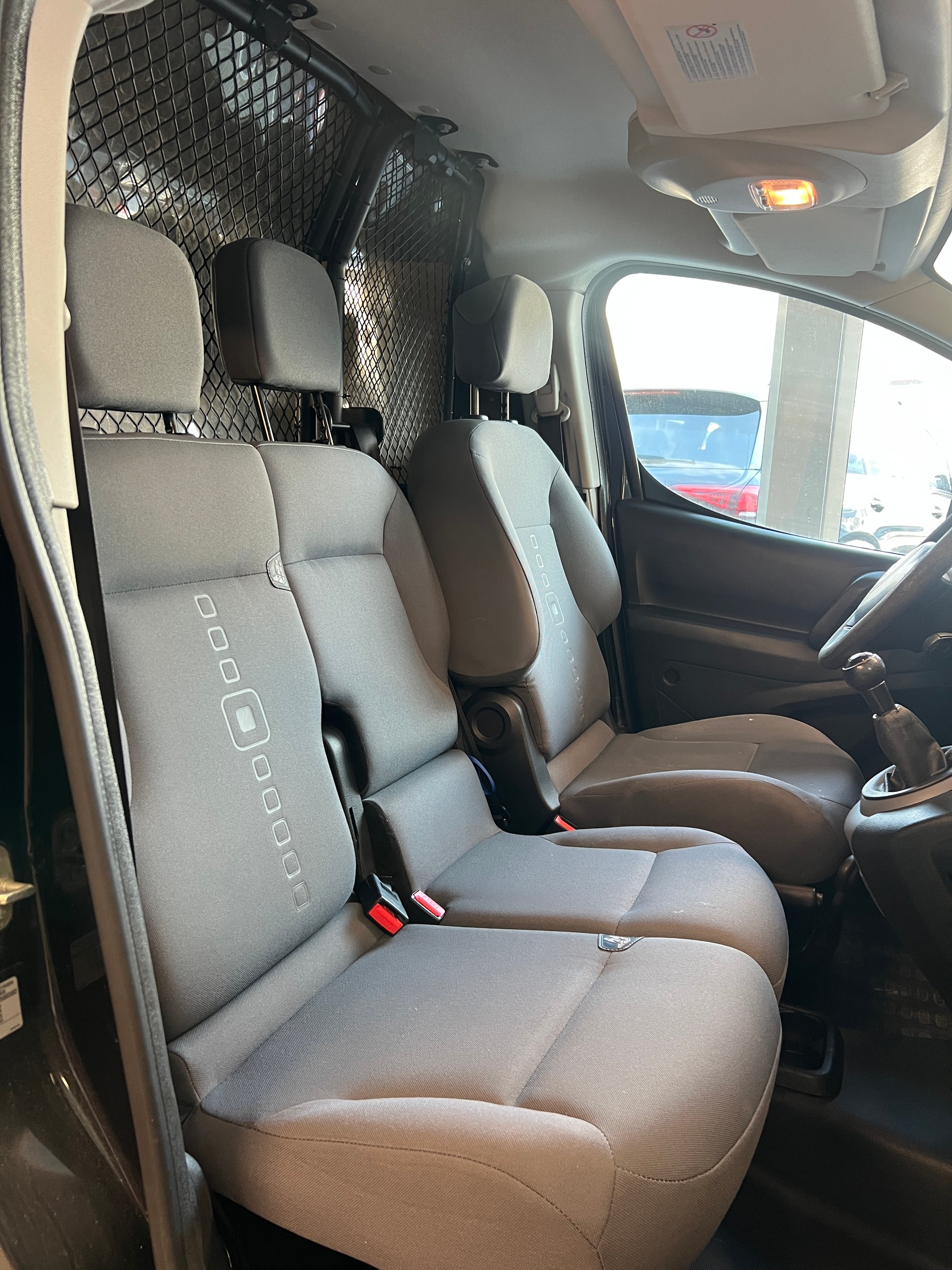 CITROEN Berlingo 1.6 HDi 600 Komfort-image-8