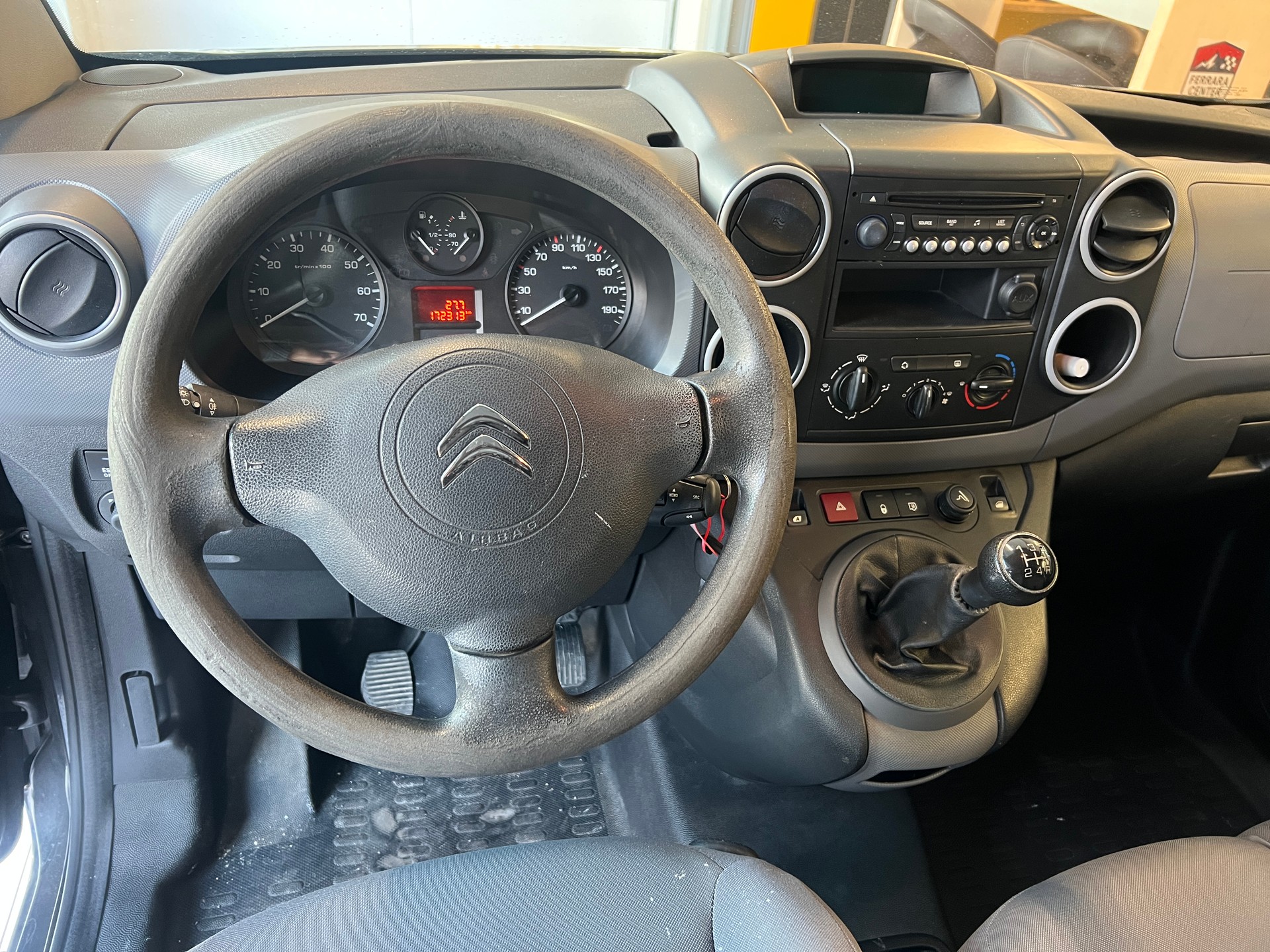 CITROEN Berlingo 1.6 HDi 600 Komfort-image-12