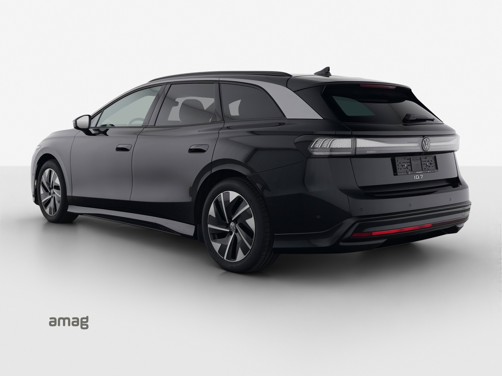 VW ID.7 Tourer Pro 77 kWh United-image-2