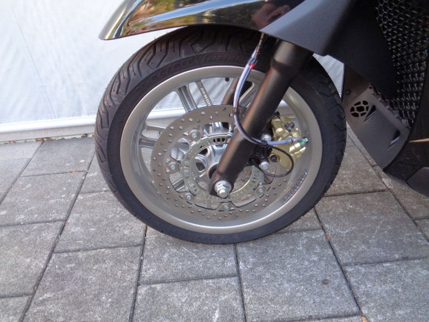 PIAGGIO BEVERLY 300 HPE-image-5