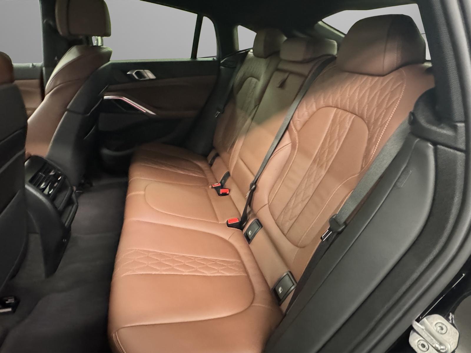 BMW X6 G06 30d xDrive-image-11