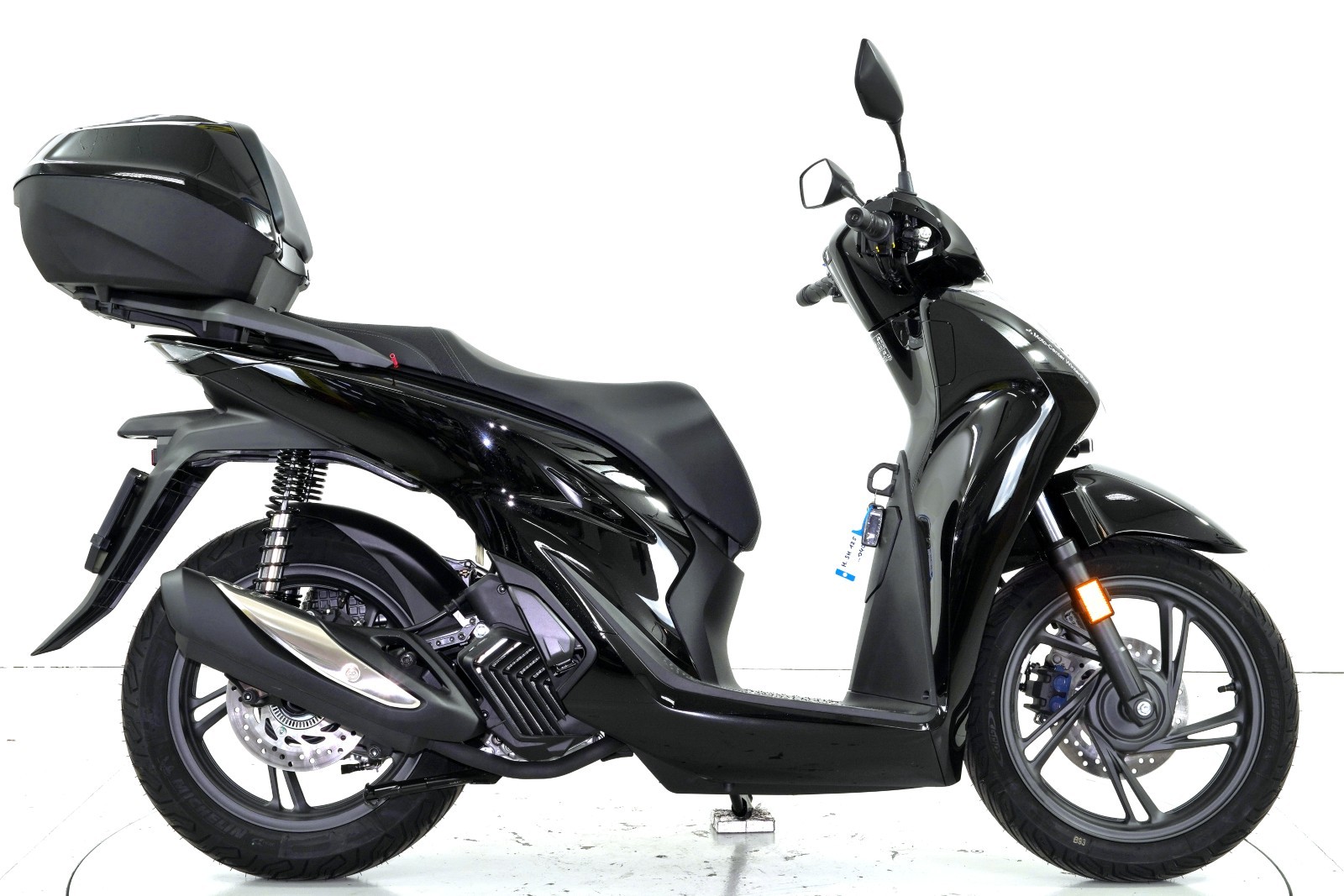 HONDA SH 125 ABS-showroom-element-3