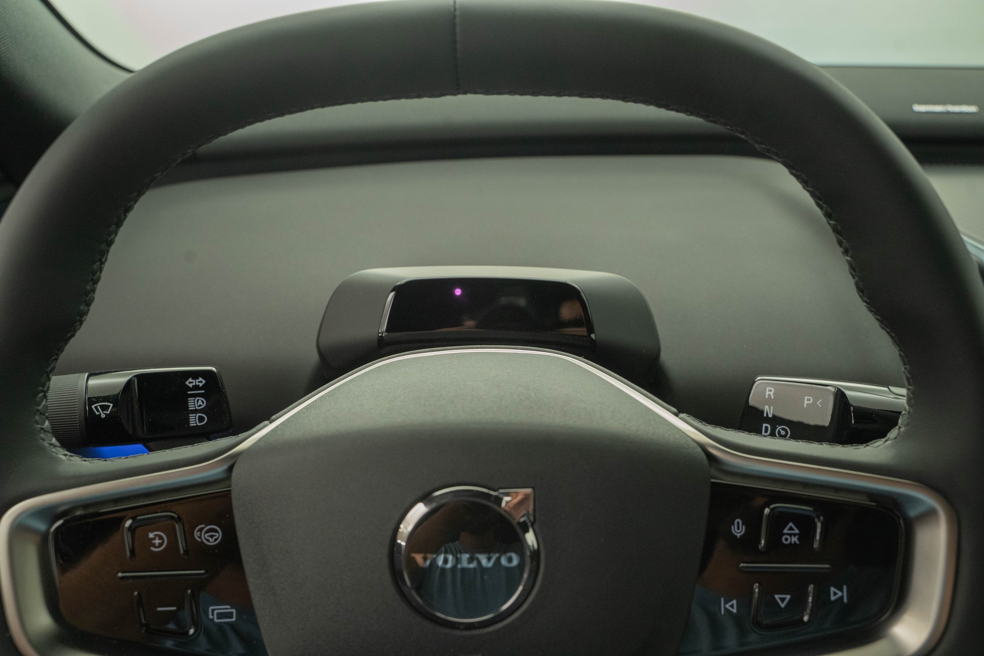 VOLVO EX30 P8 Plus AWD-image-11