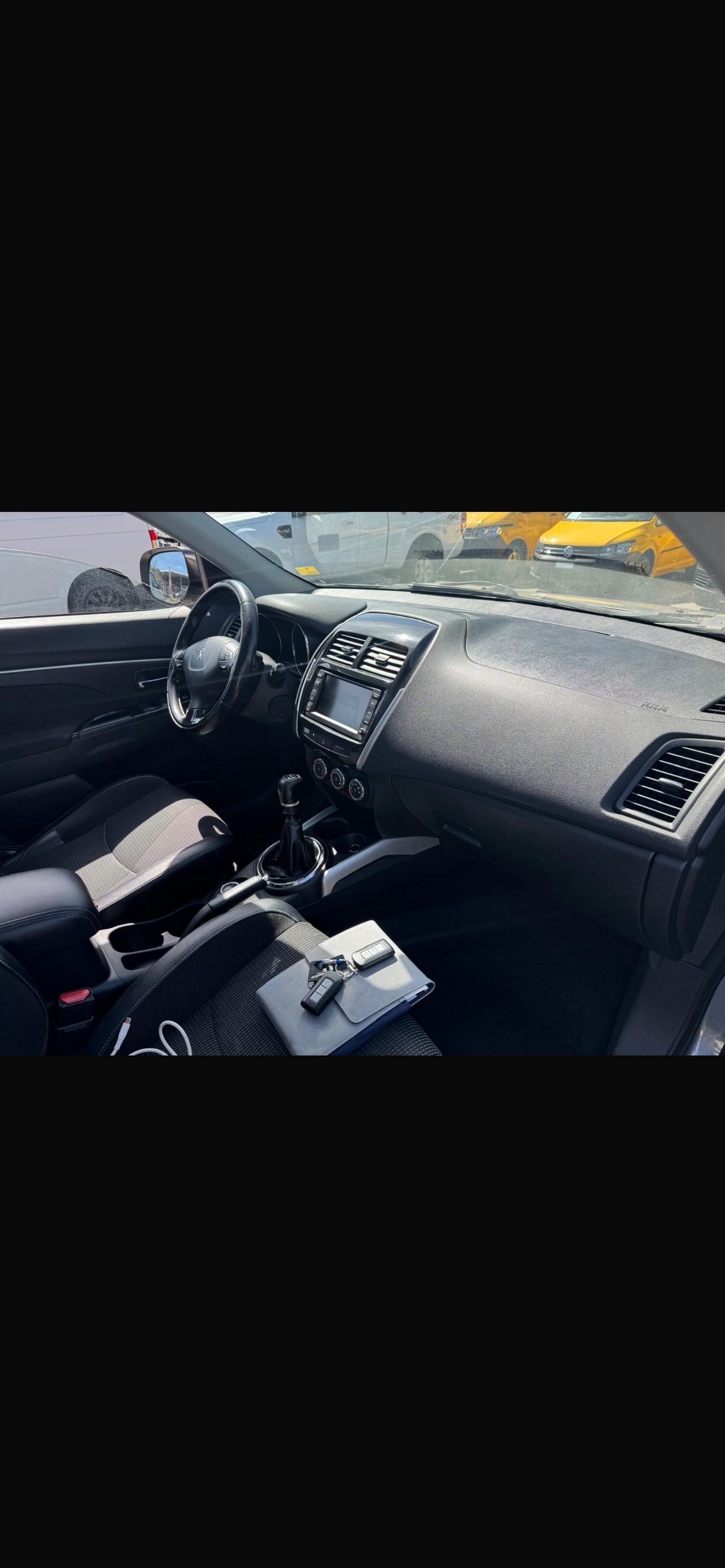 PEUGEOT 4008 1.8 HDi Allure 4WD-image-10