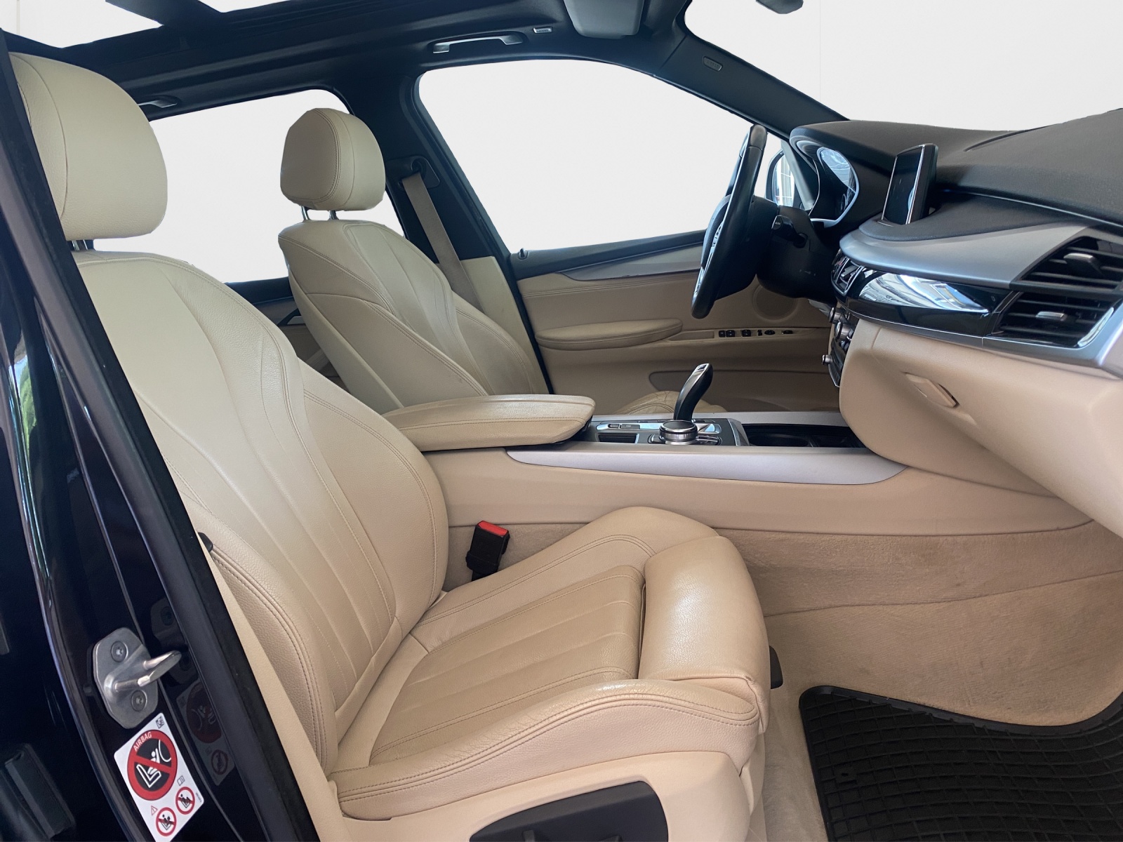 BMW X5 xDrive 30d Steptronic-image-13