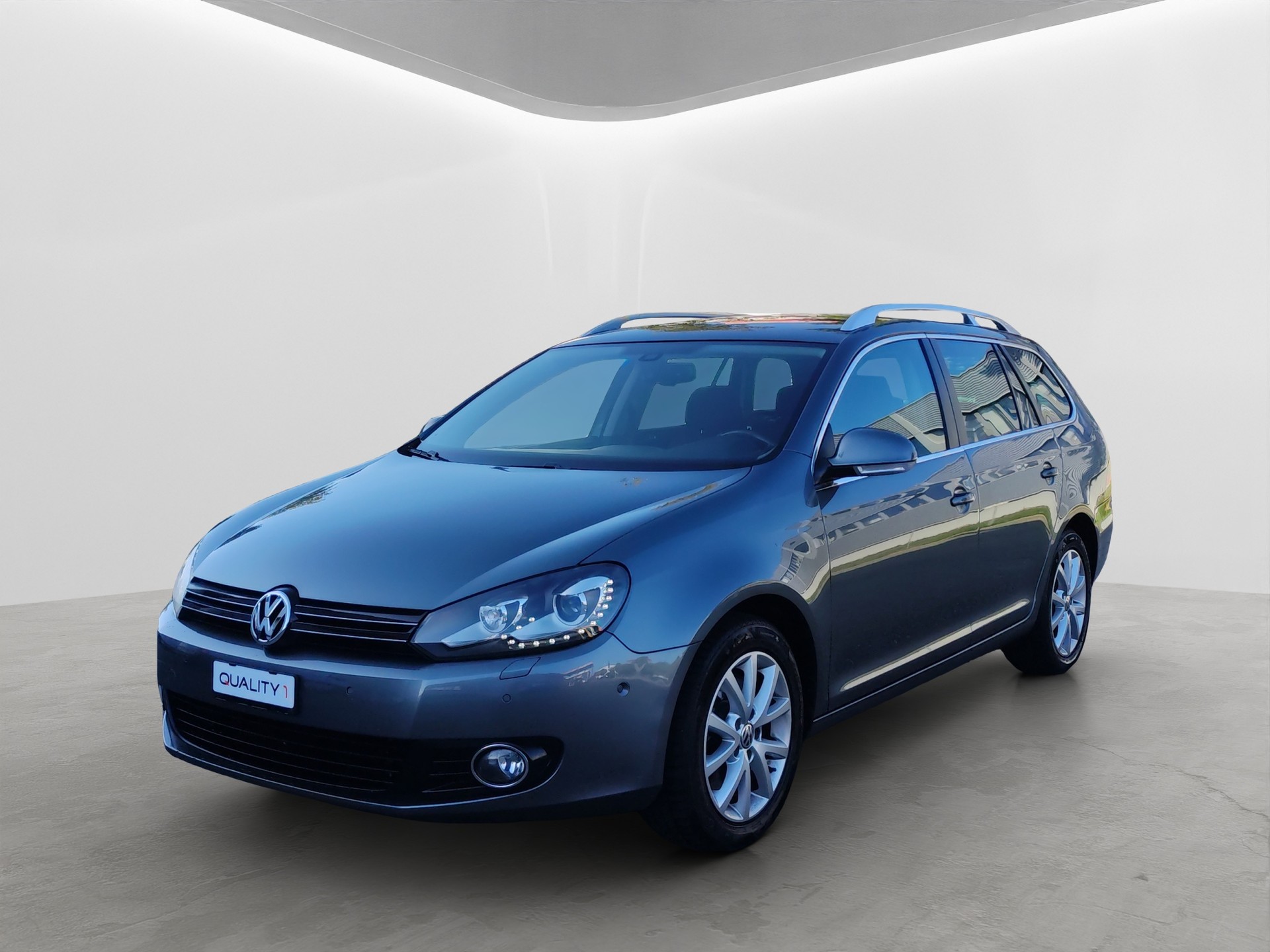 VW Golf Variant 2.0 TDI Highline DSG-image-0