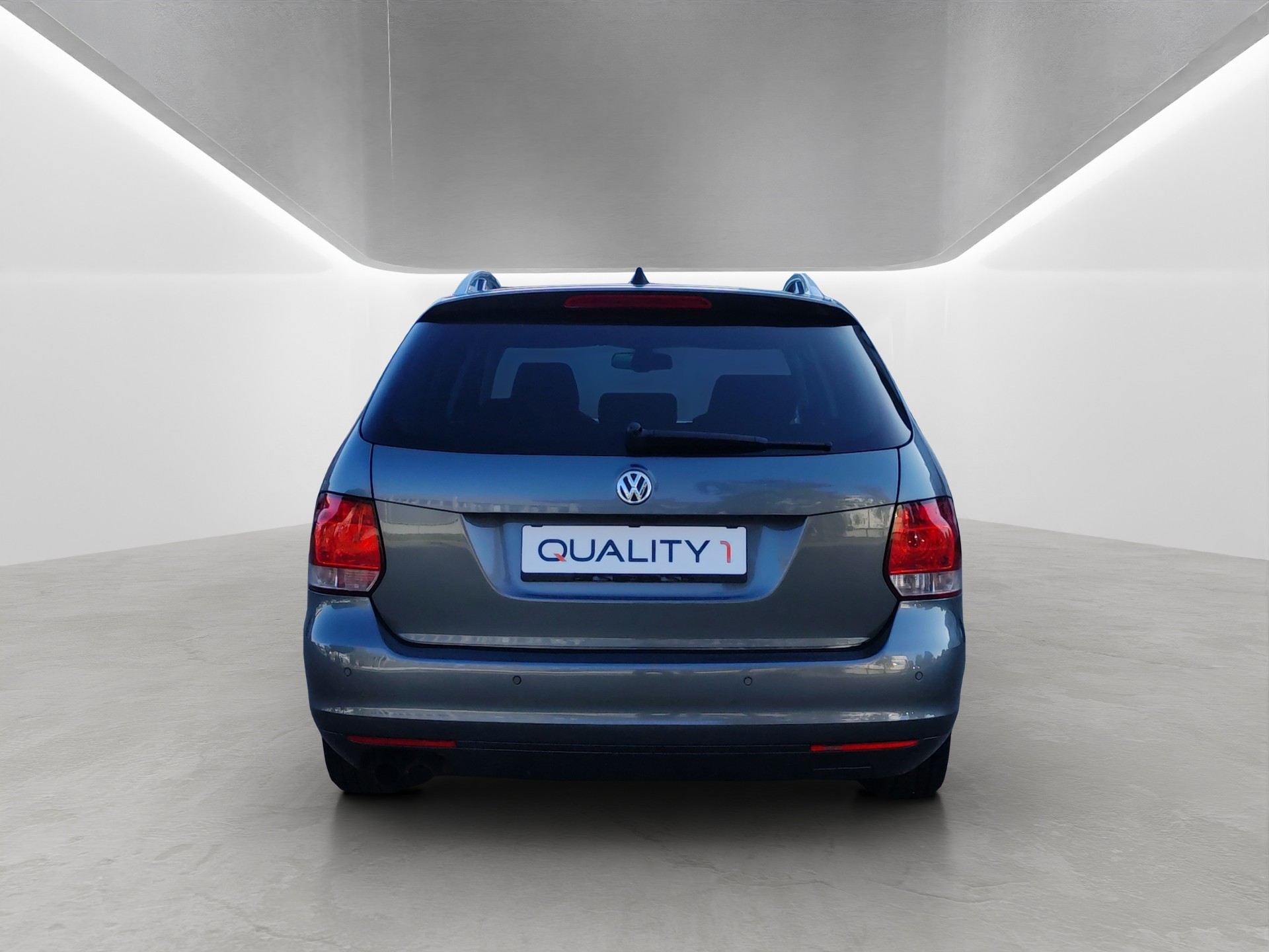 VW Golf Variant 2.0 TDI Highline DSG-image-5