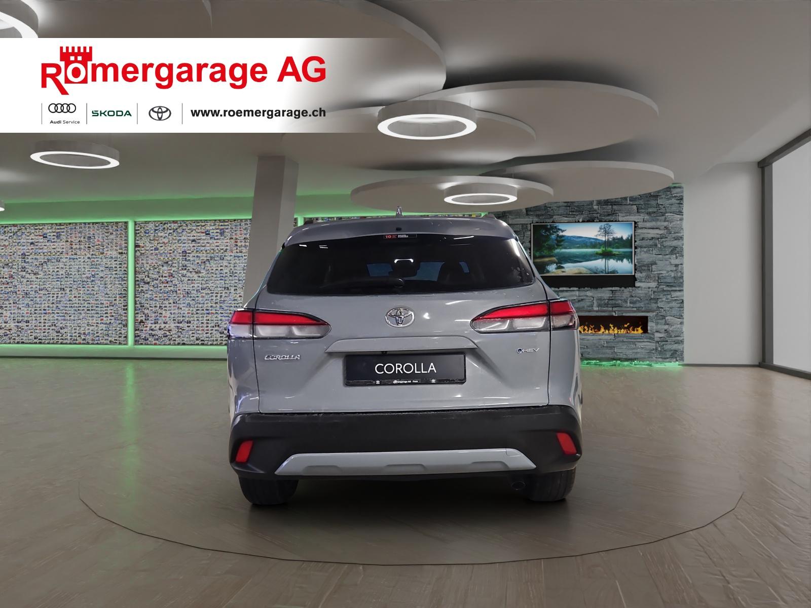 TOYOTA Corolla Cross 2.0 HSD Trend AWD-i-image-2