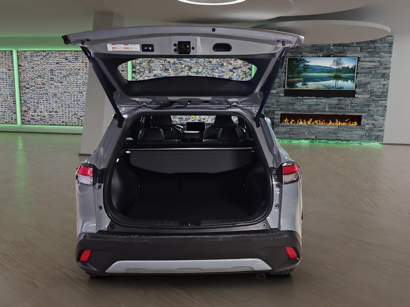 TOYOTA Corolla Cross 2.0 HSD Trend AWD-i-image-19