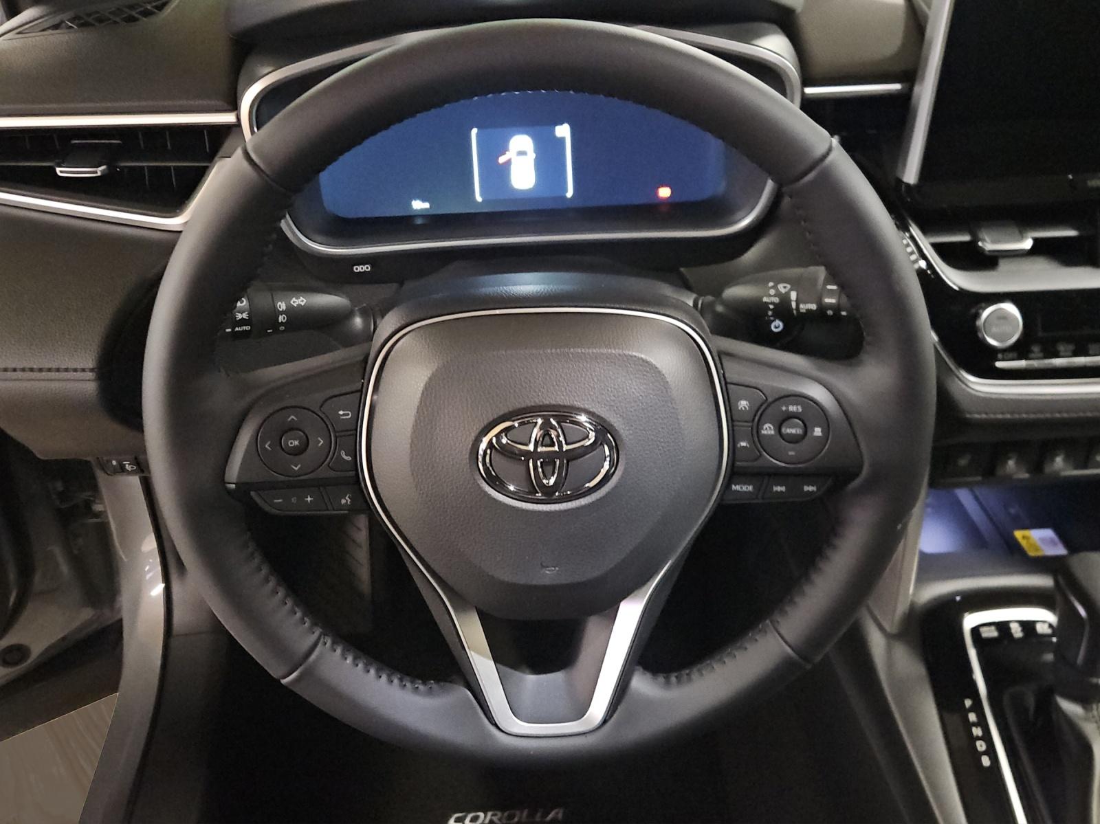 TOYOTA Corolla Cross 2.0 HSD Trend AWD-i-image-10