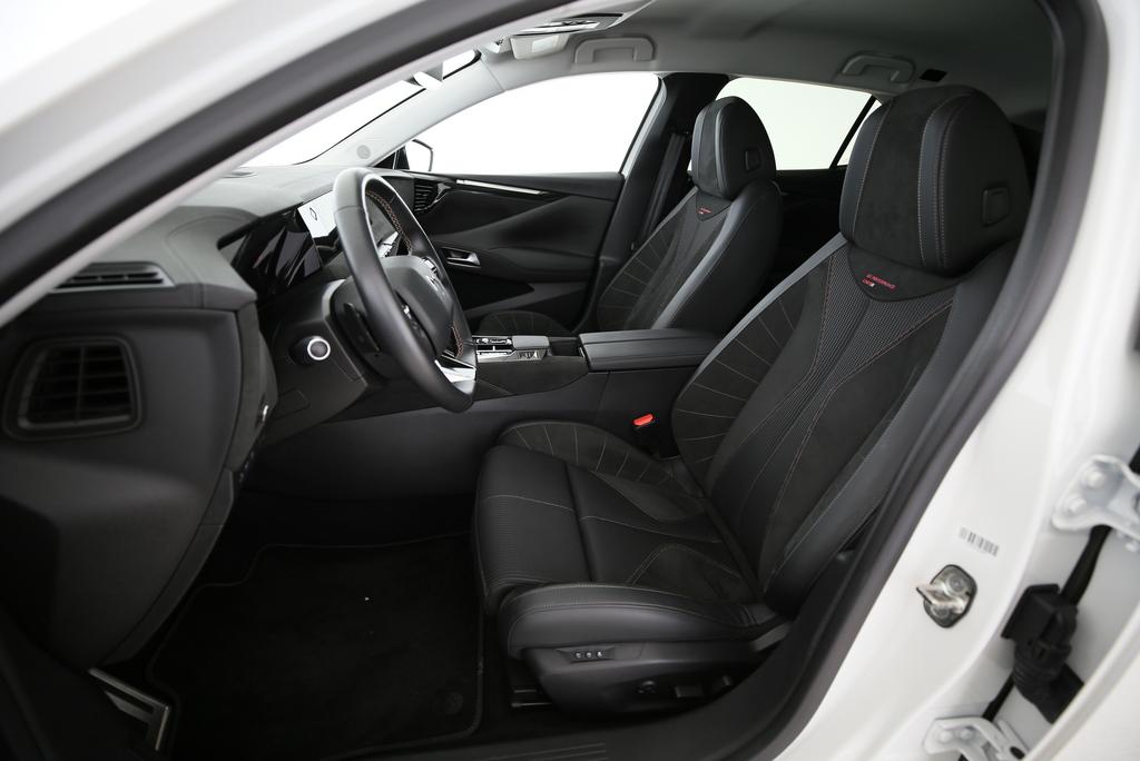 DS AUTOMOBILES 4 1.6 E-Tense Performance Line+-image-4