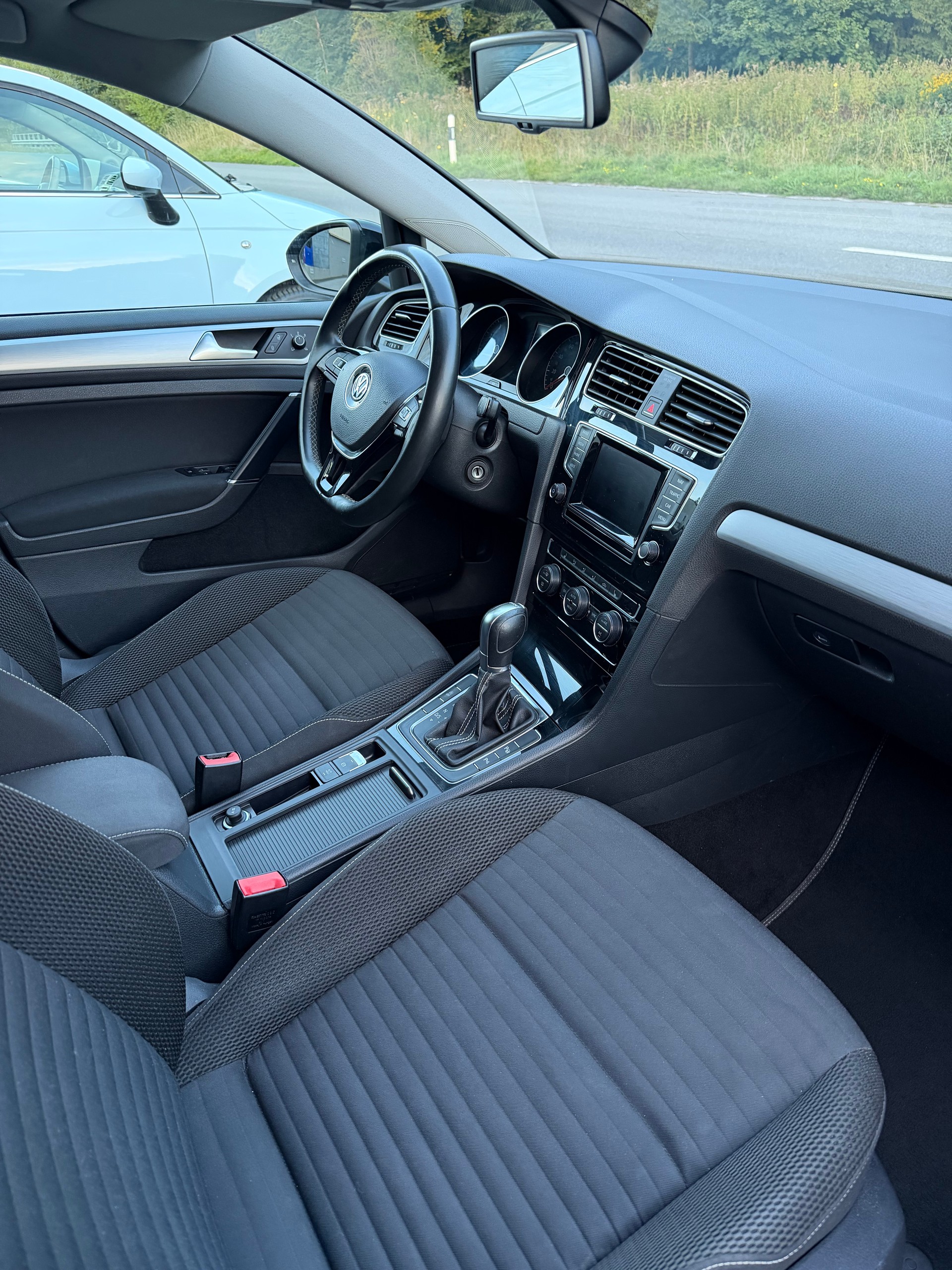 VW 1.4 TSI 122 Cup DSG-image-3