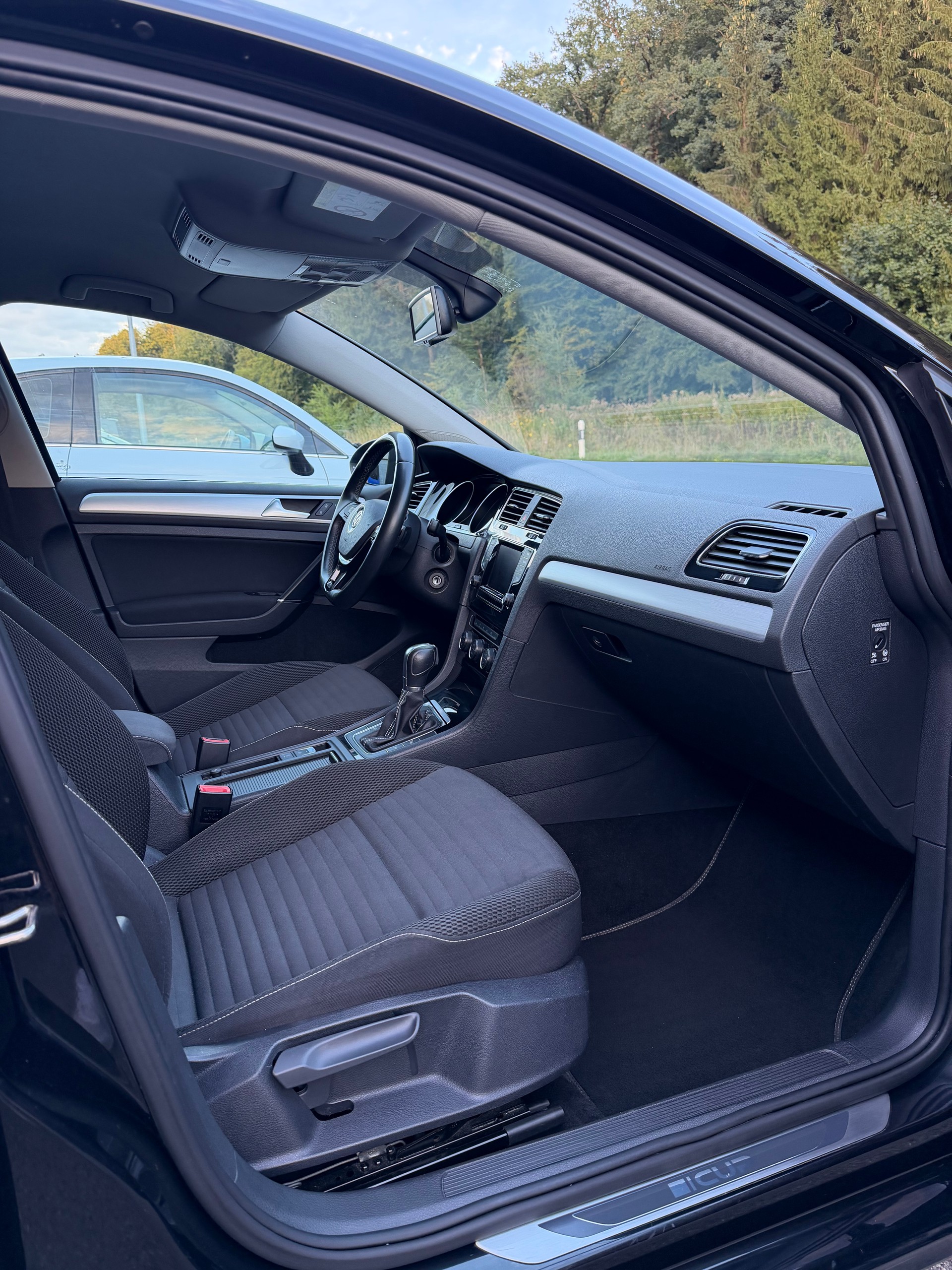 VW 1.4 TSI 122 Cup DSG-image-5