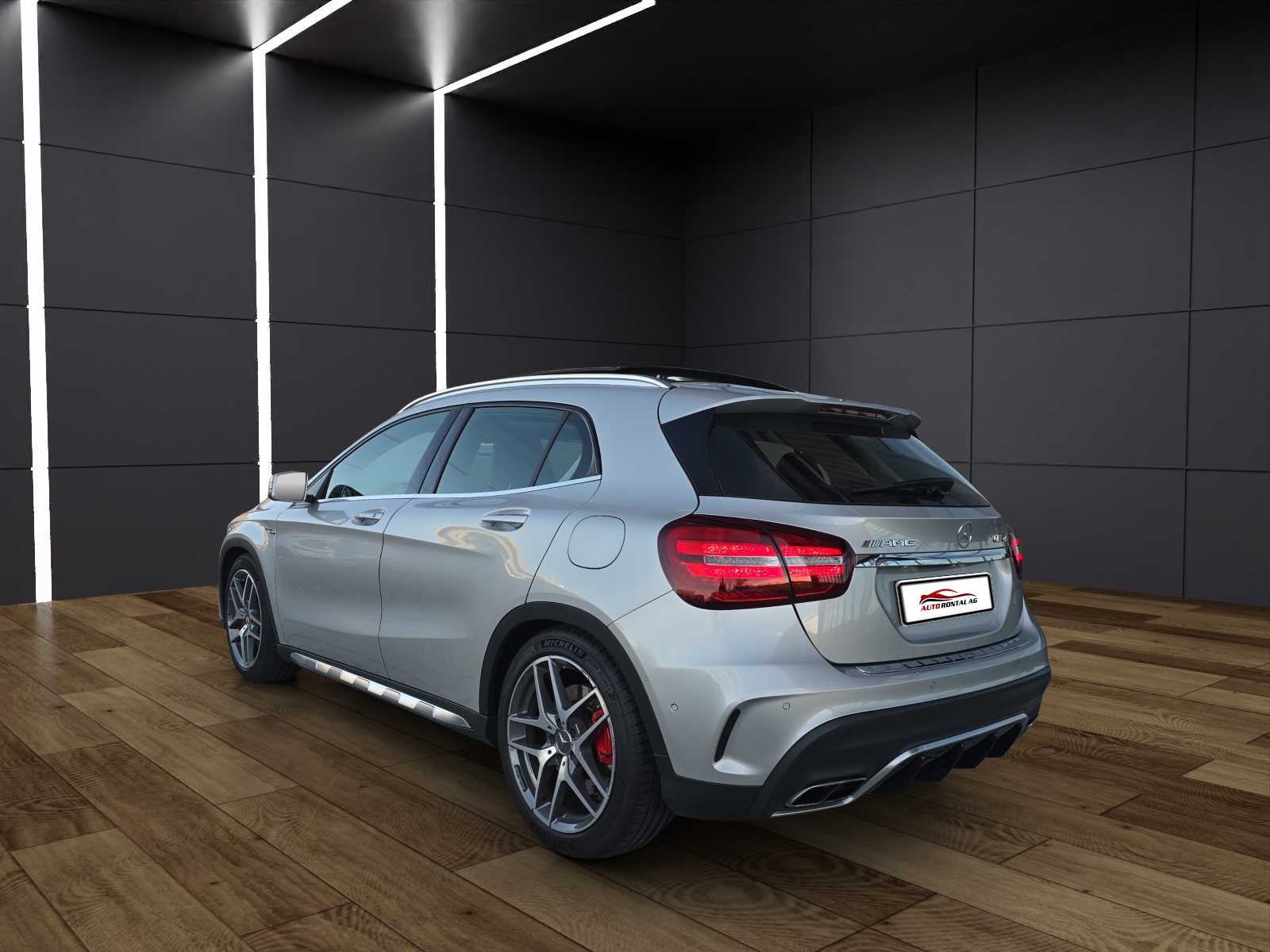 MERCEDES-BENZ GLA 45 AMG 4Matic 7G-DCT-image-6
