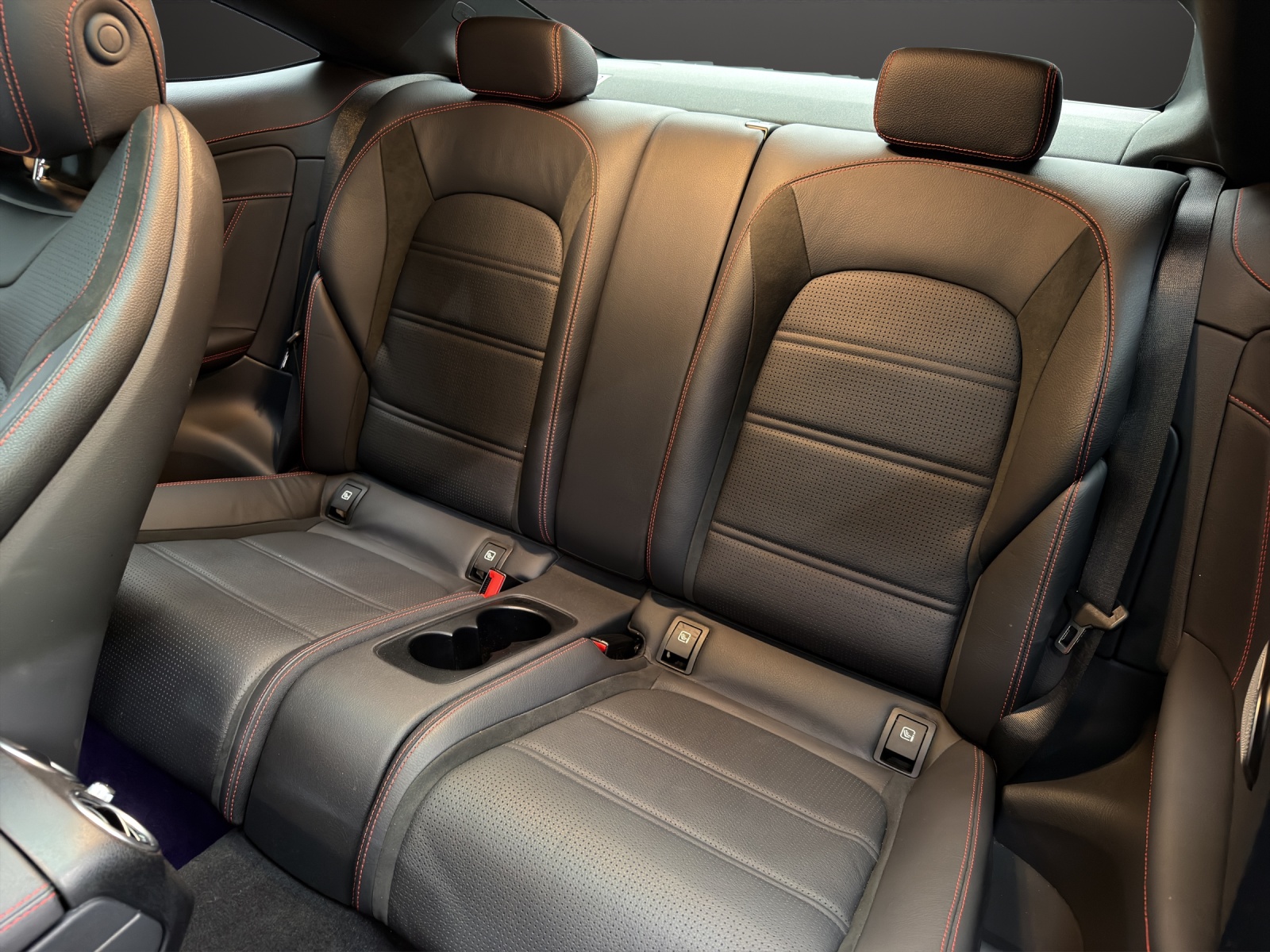 MERCEDES-BENZ C 200 AMG L.+ Premium+ 4M-image-9