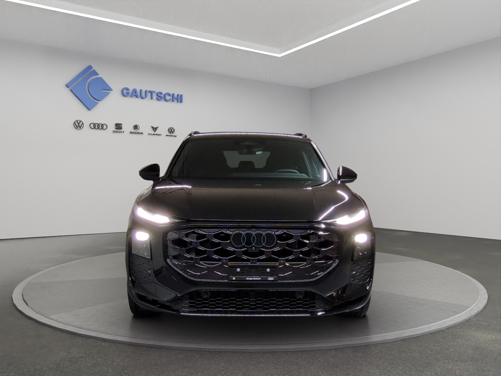 AUDI Q3 SUV 110 kW TFSI S tronic-image-4