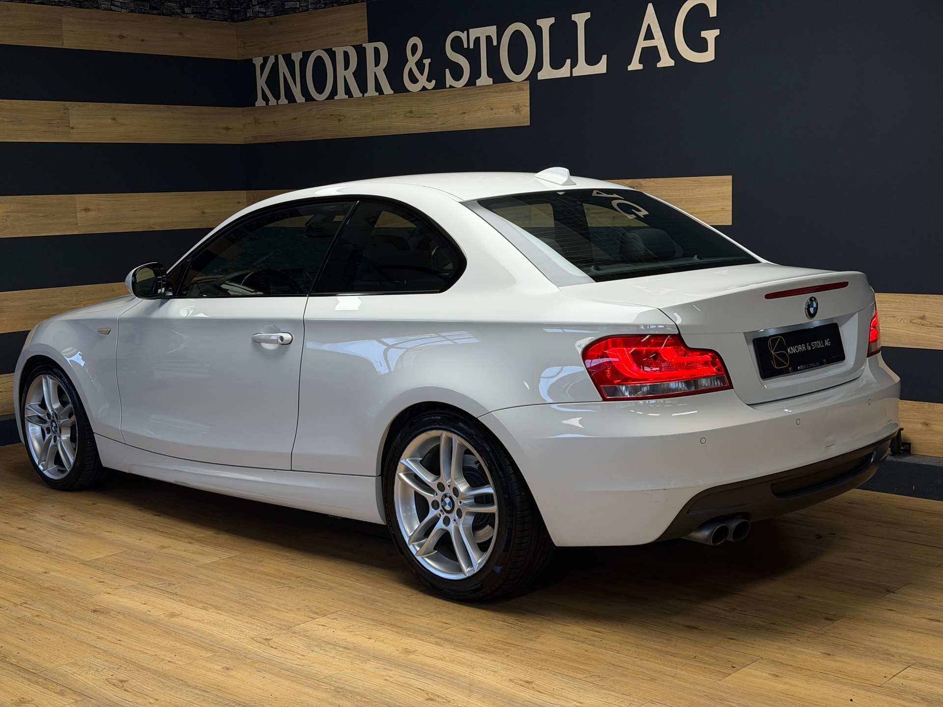 BMW 125i Coupé M-SPORT Steptronic-image-6