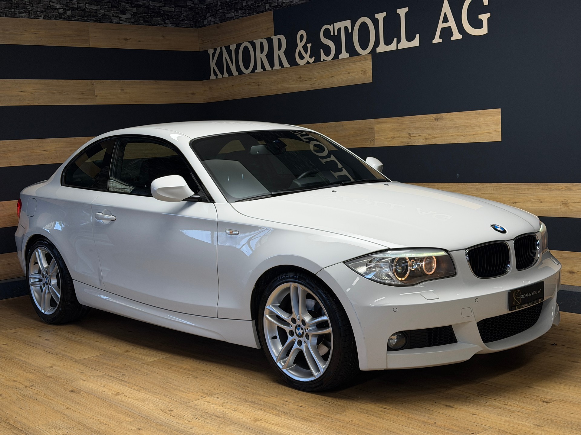 BMW 125i Coupé M-SPORT Steptronic-image-1