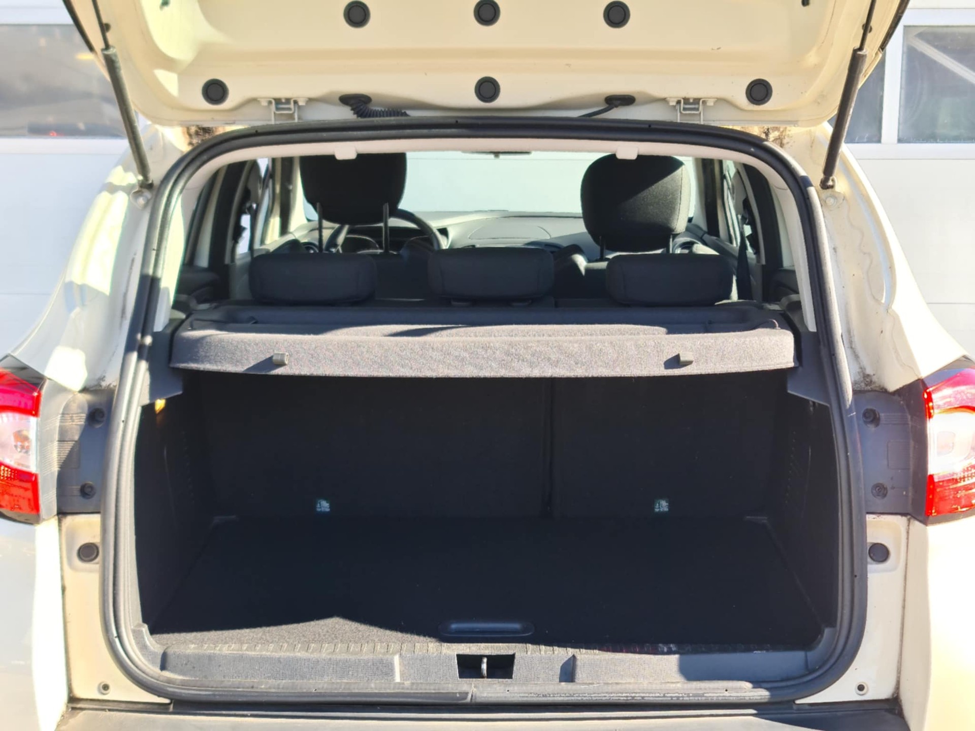 RENAULT Captur 1.2 T 16V Dynamique EDC-image-8