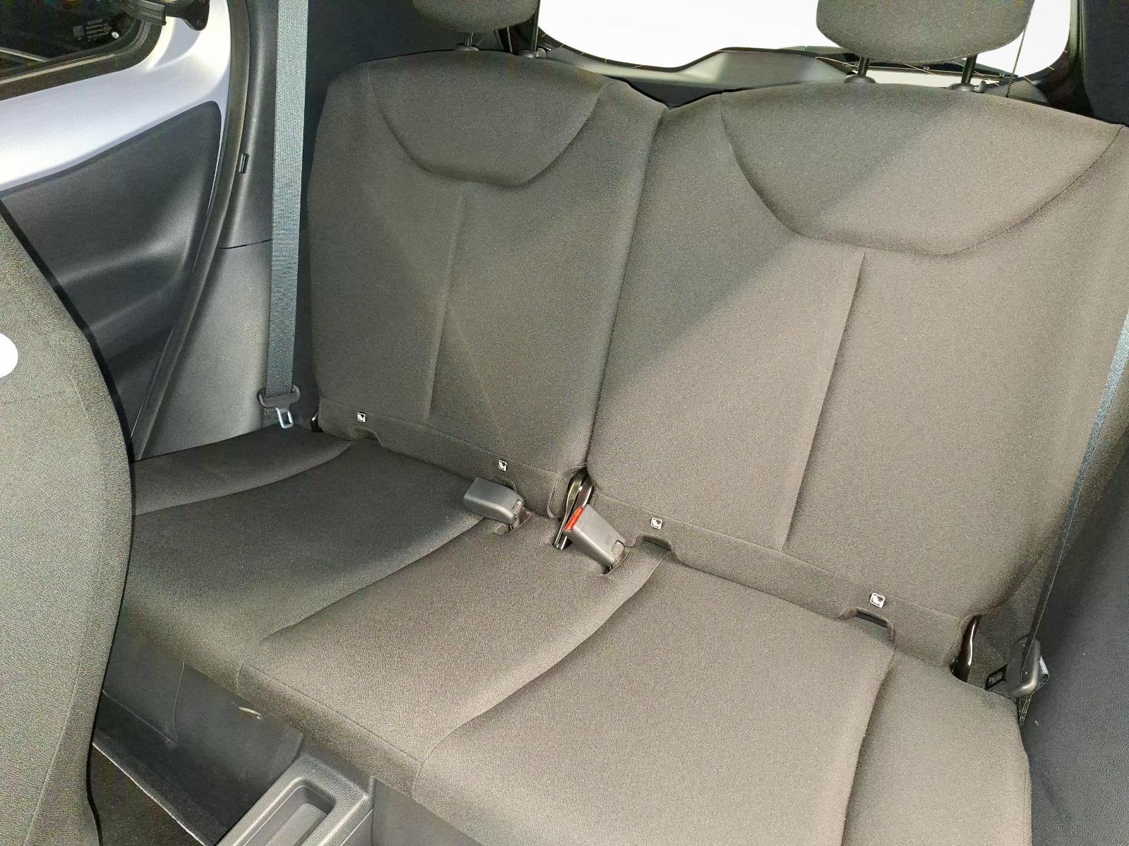 TOYOTA Aygo X 1.5 VVT-i HSD Trend-image-10