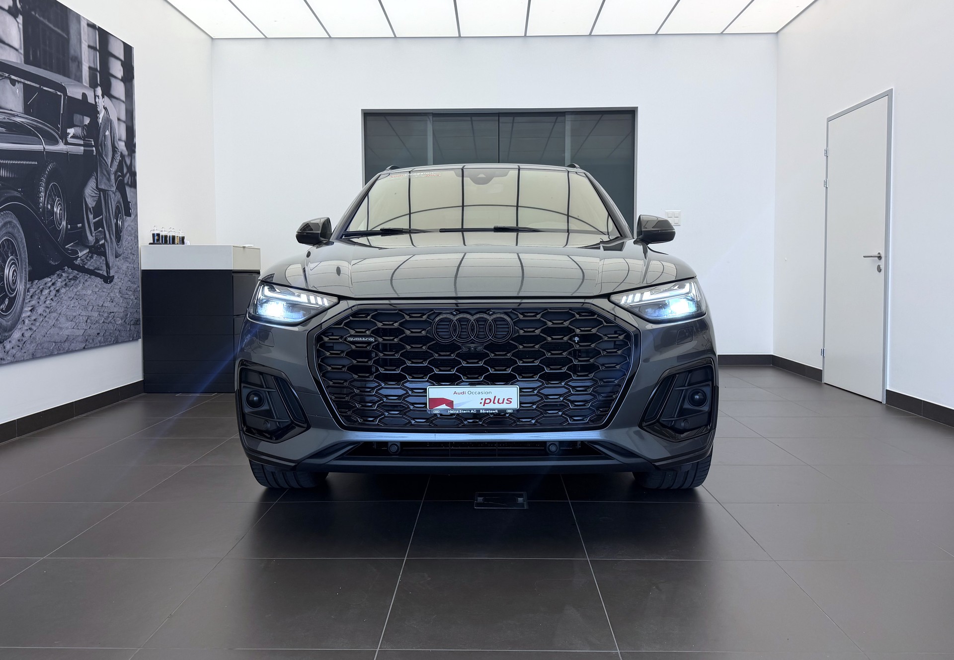 AUDI Q5 Sportback 40 TDI Blackedition quattro S-tronic-image-1