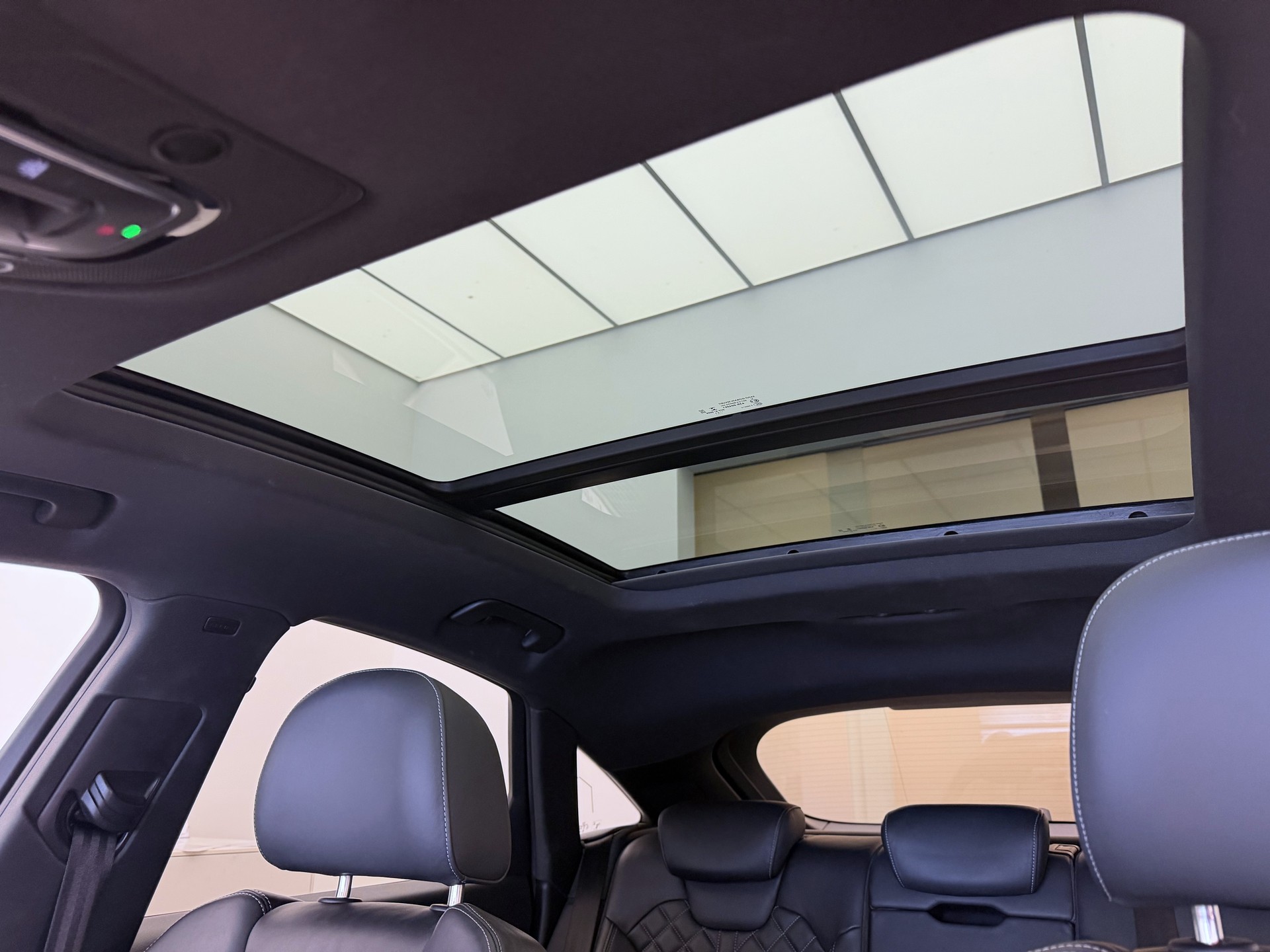 AUDI Q5 Sportback 40 TDI Blackedition quattro S-tronic-image-20