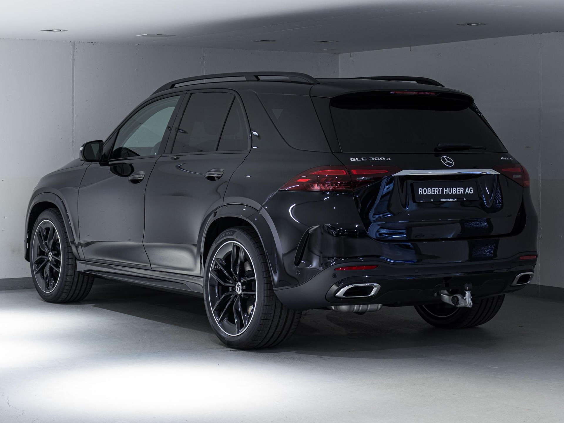 MERCEDES-BENZ GLE 300 d 4MATIC-image-3
