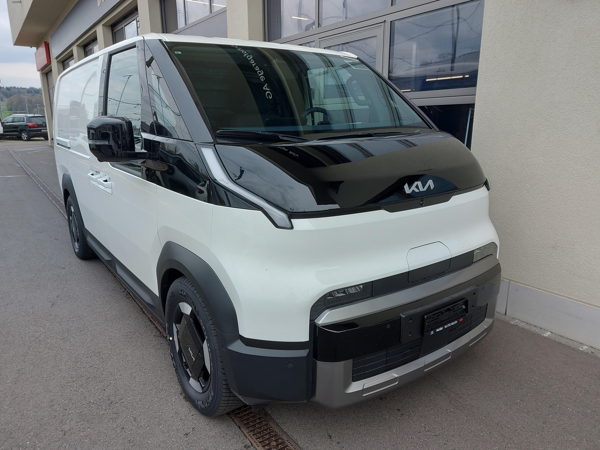 KIA PV5 Cargo 71.2 kWh Elite-image-3