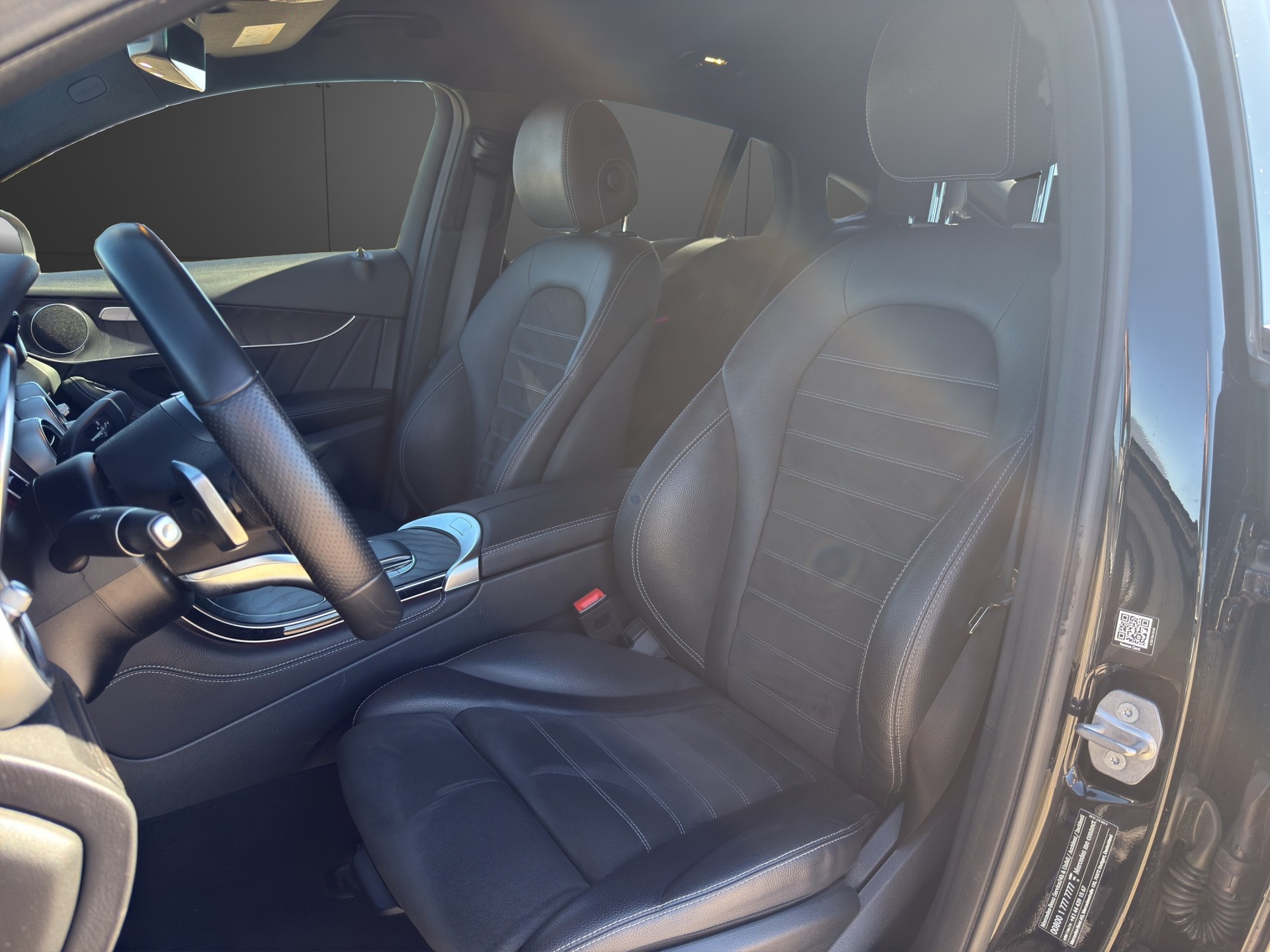 MERCEDES-BENZ GLC Coupé 200 AMG Line 4Matic 9G-Tronic-image-6