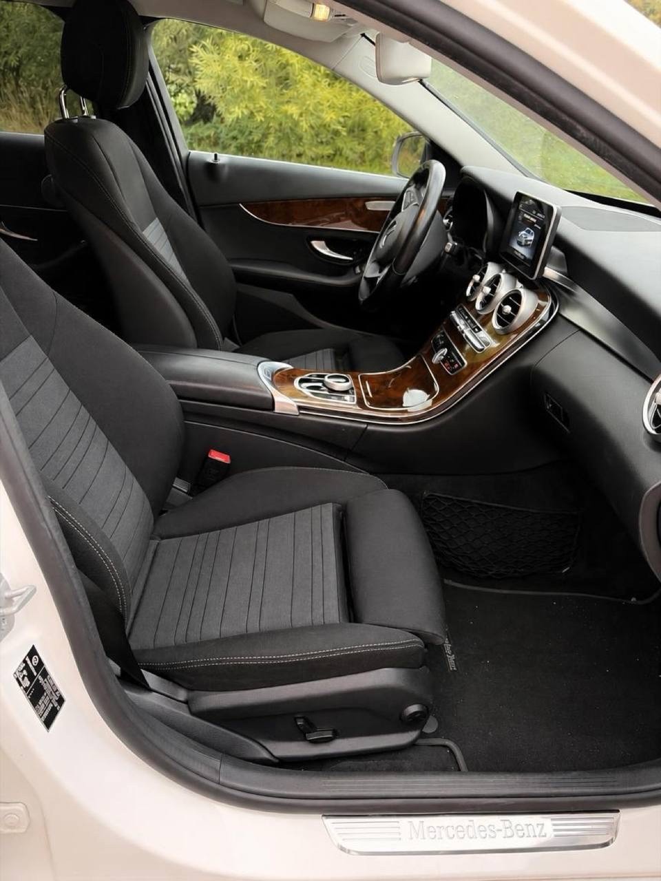 MERCEDES-BENZ C 200 d-image-5