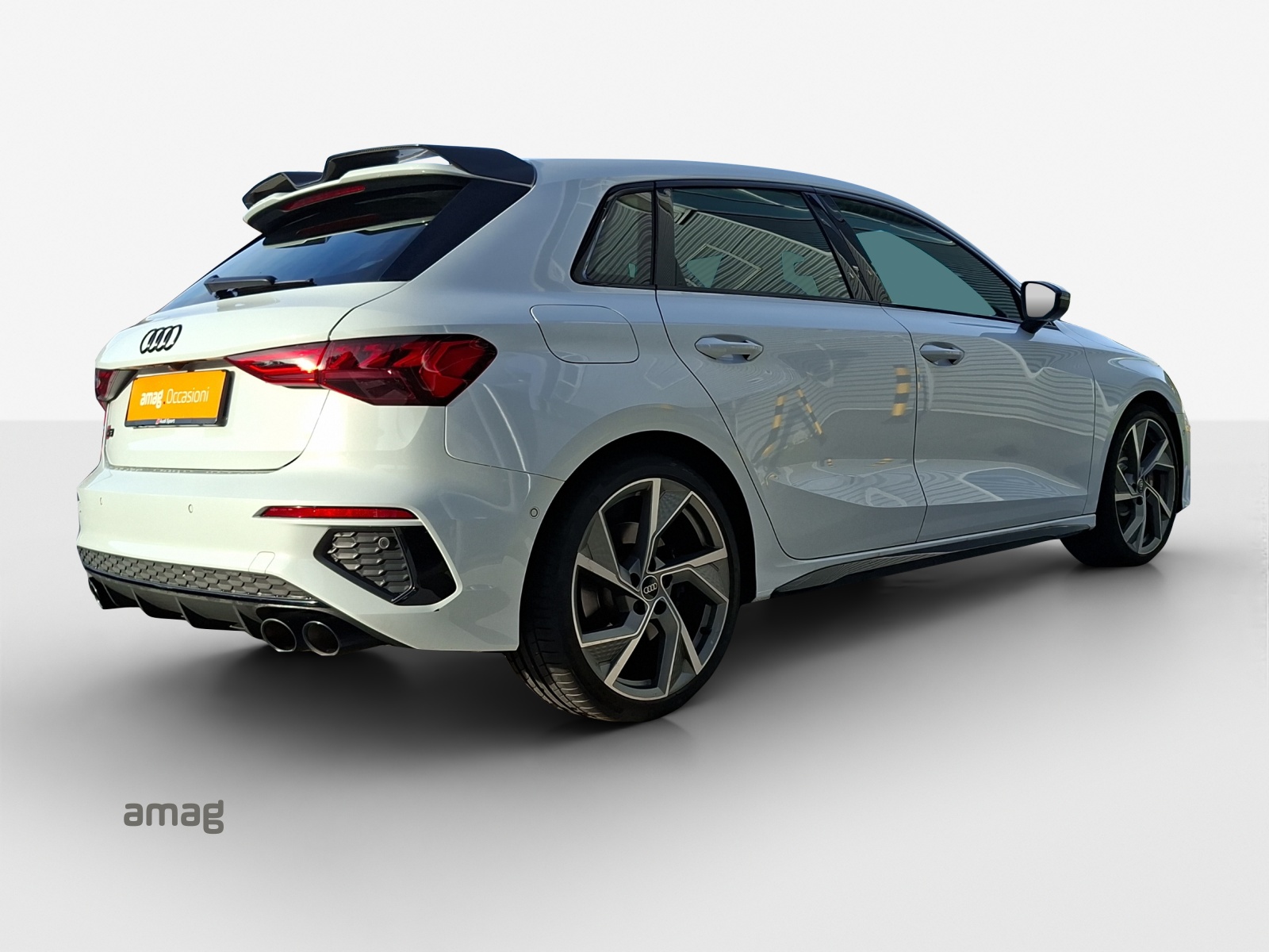AUDI S3 Sportback 2.0 TFSI quattro S-tronic-image-4