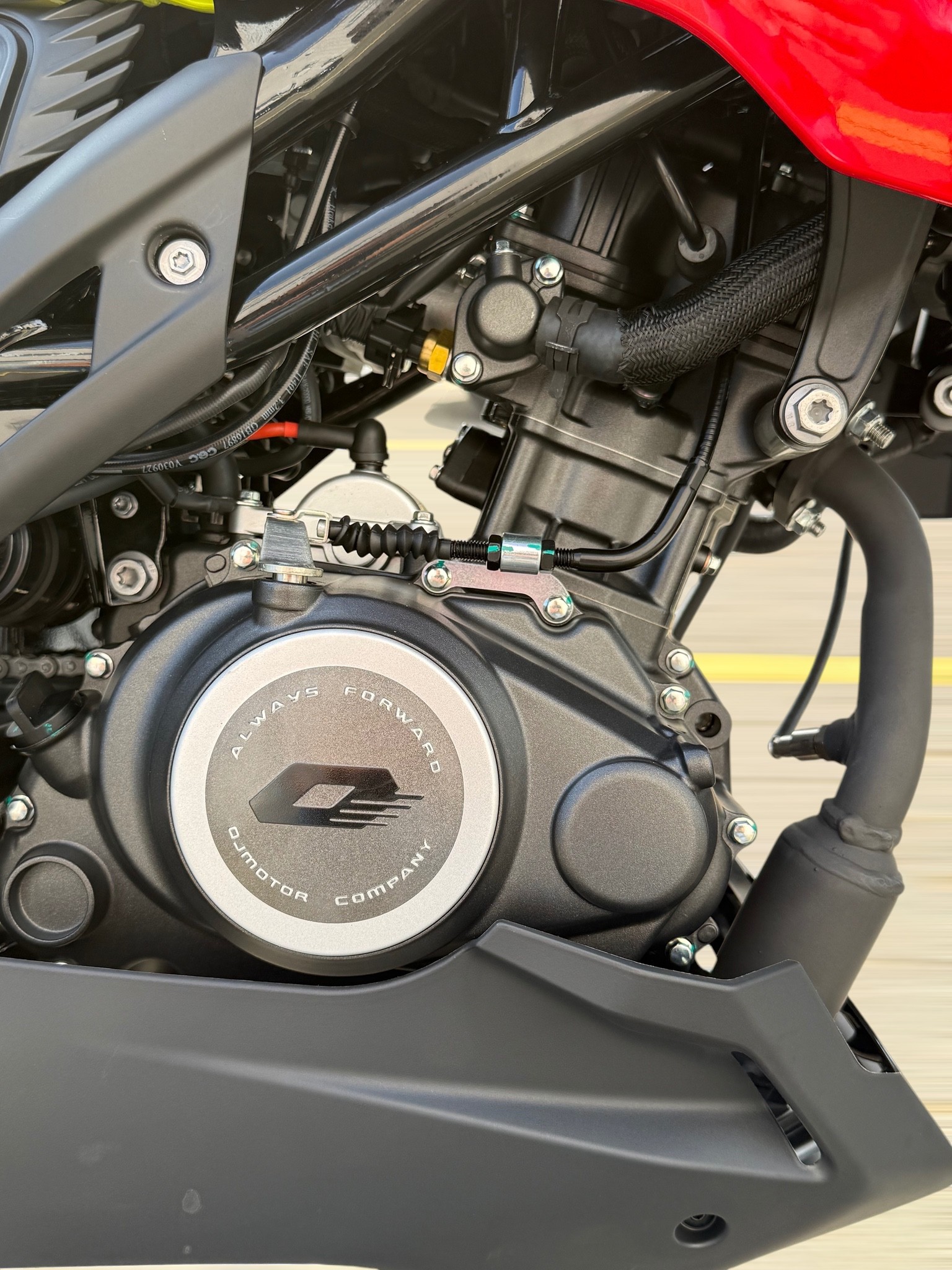QJ SRK 125 S2-image-7