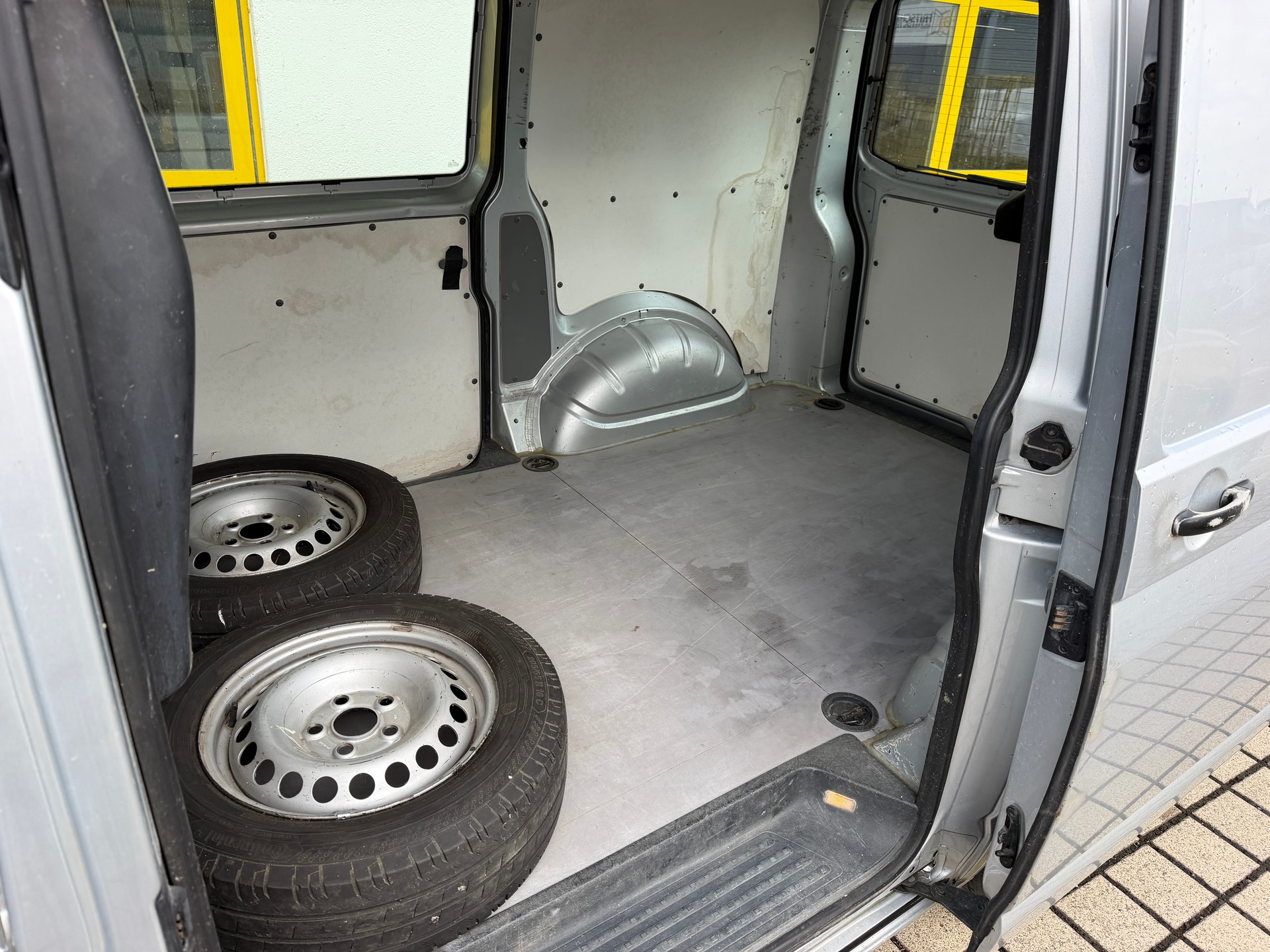 VW T5 2.0-image-8