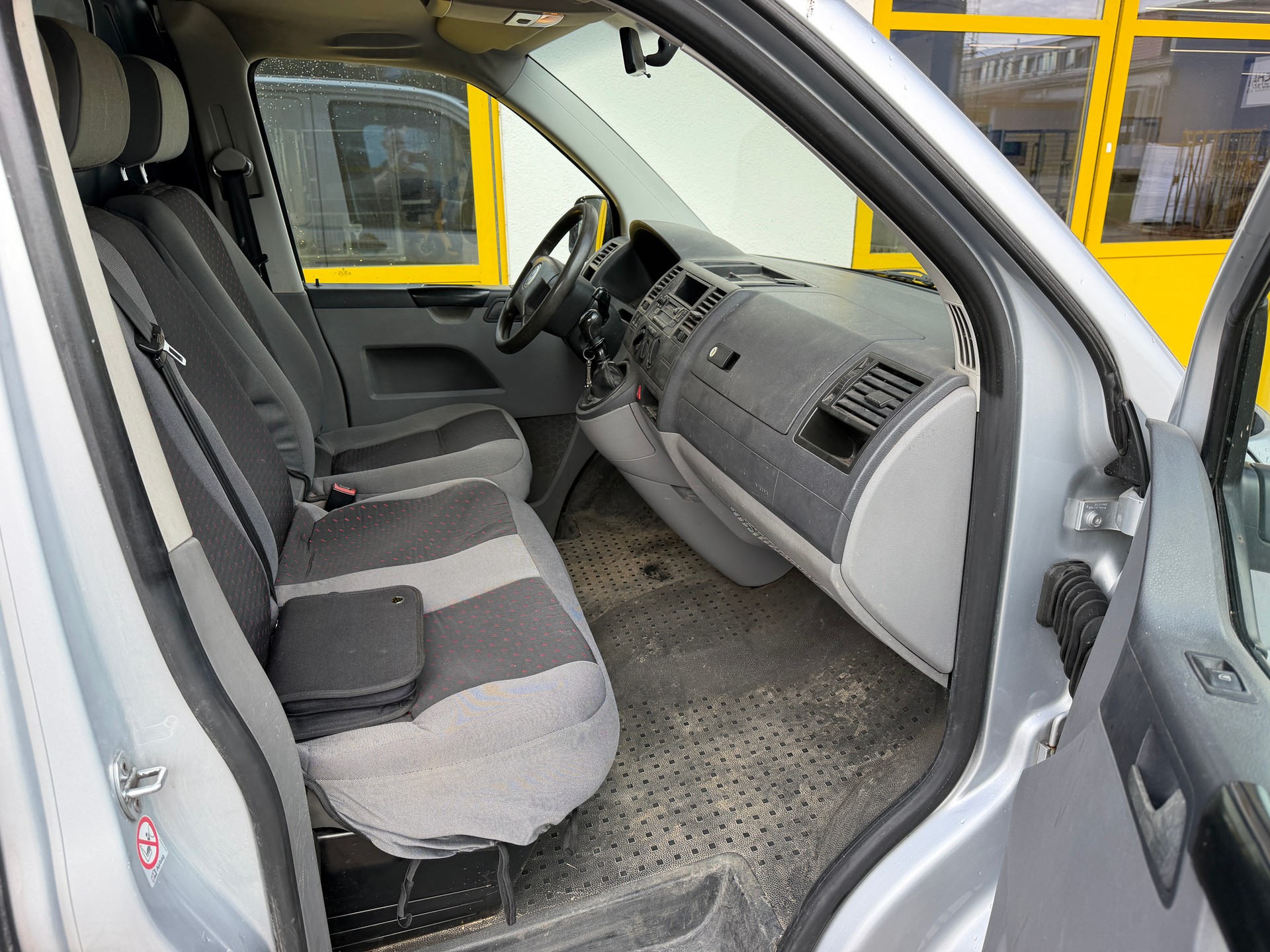VW T5 2.0-image-10