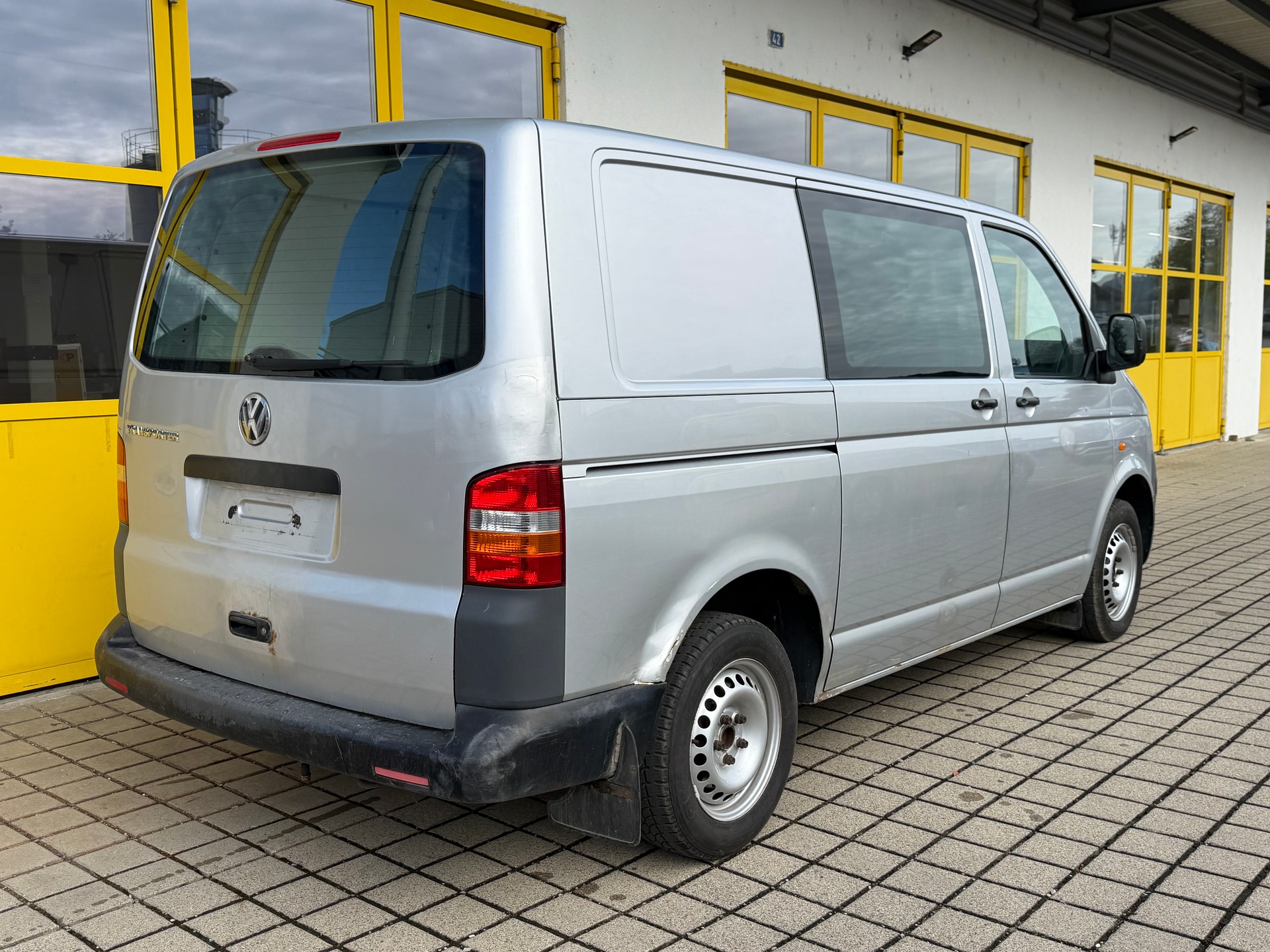 VW T5 2.0-image-1
