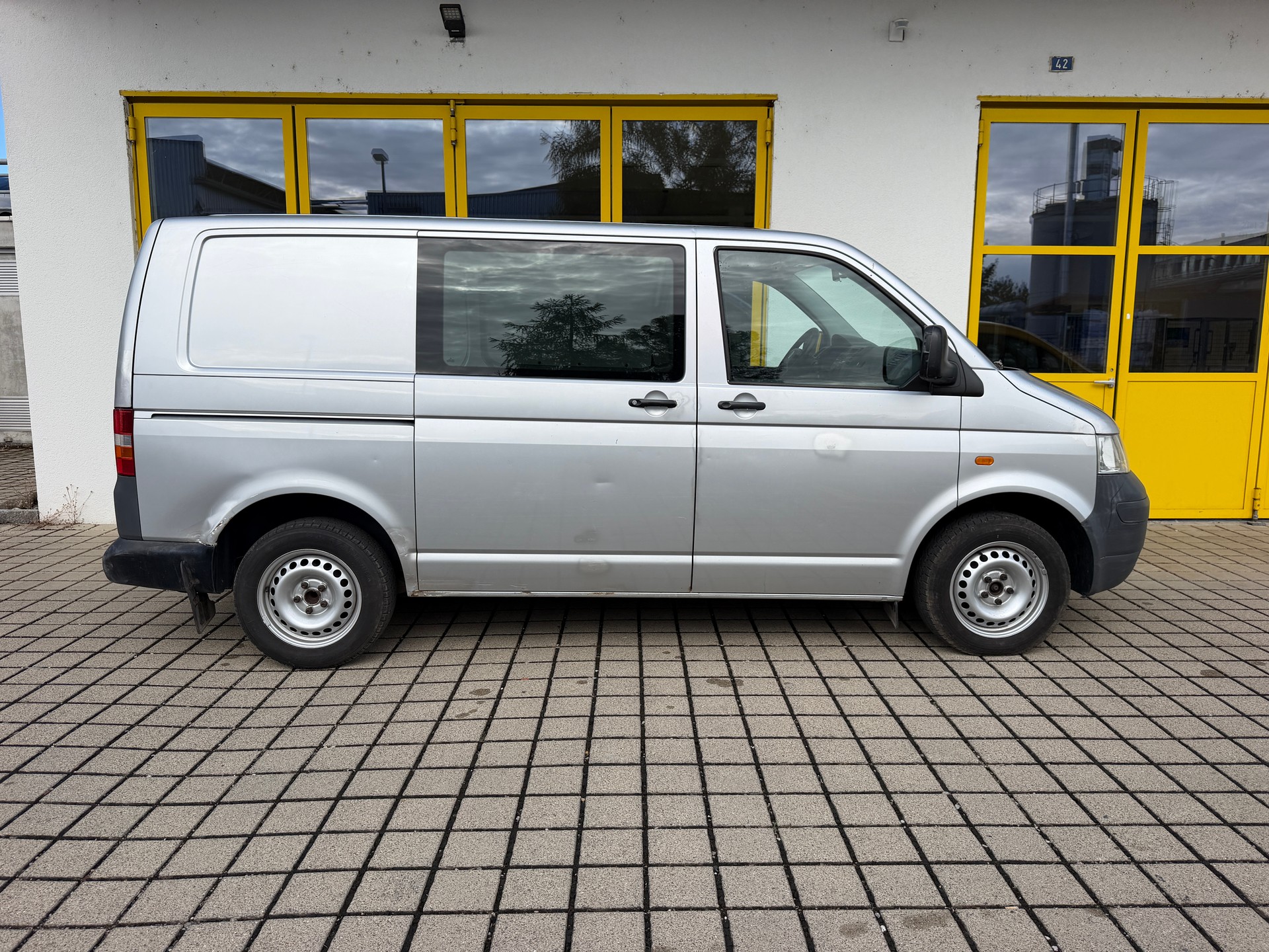 VW T5 2.0-image-3