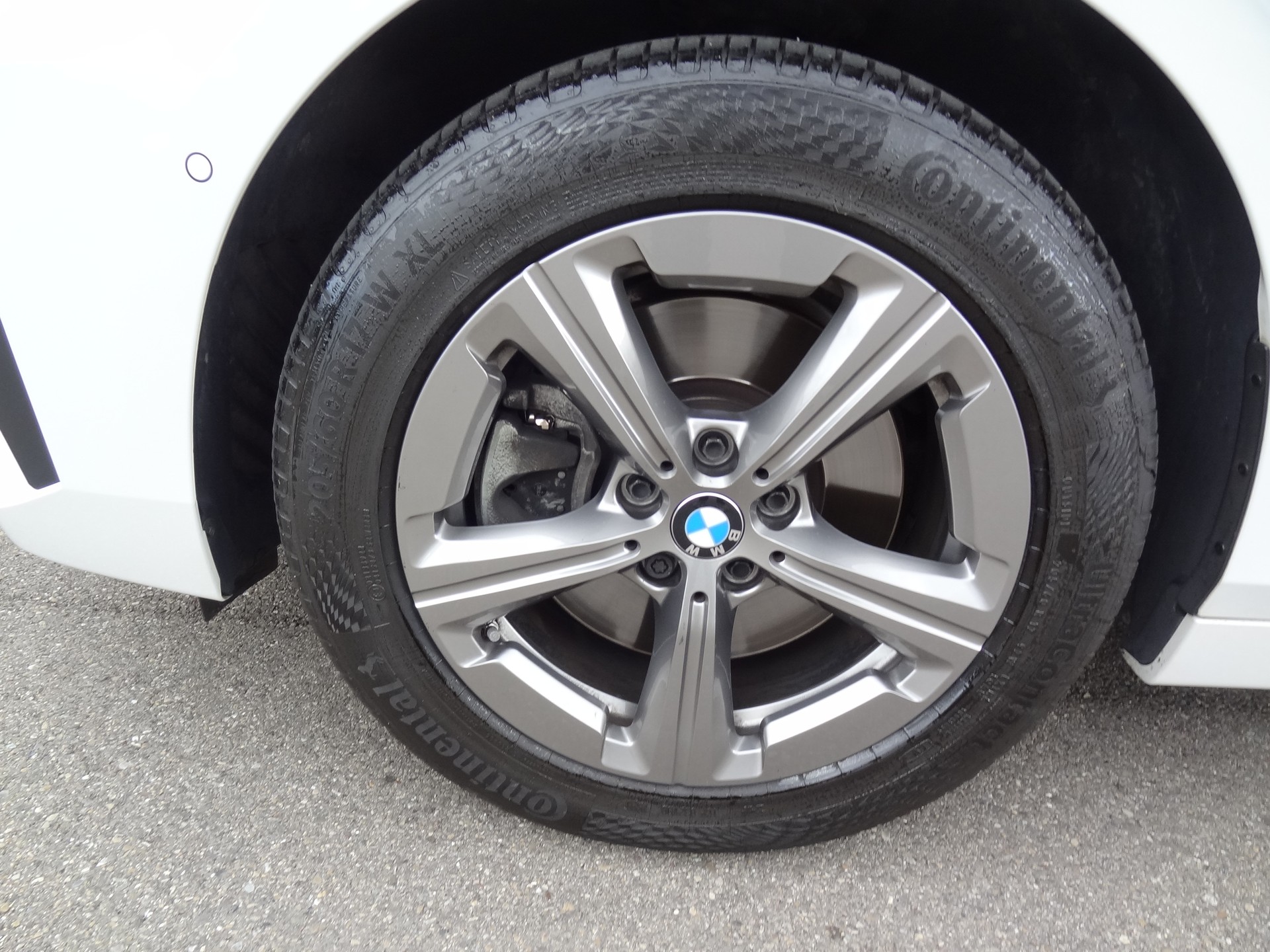 BMW 223d Active Tourer xDrive DKG-showroom-element-3